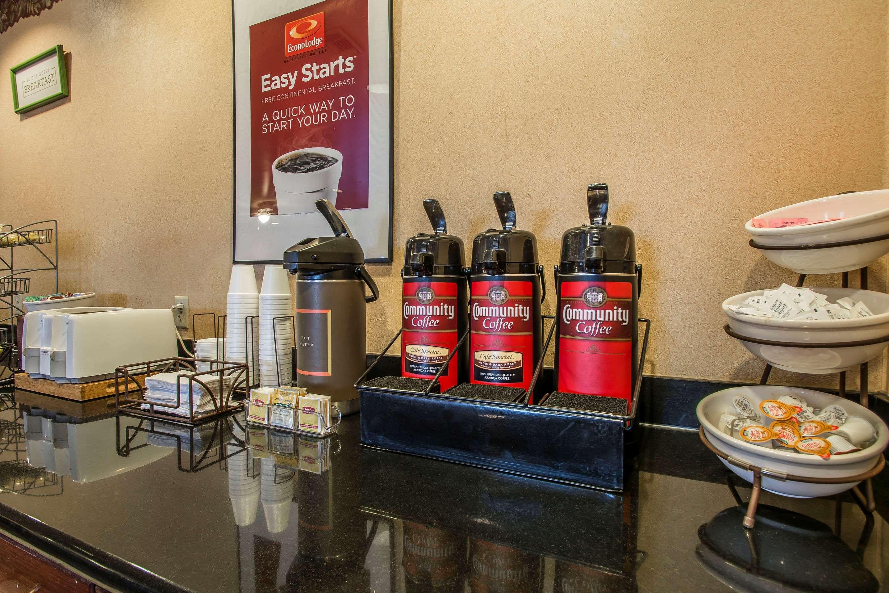 Econo Lodge Inn & Suites Marianna
