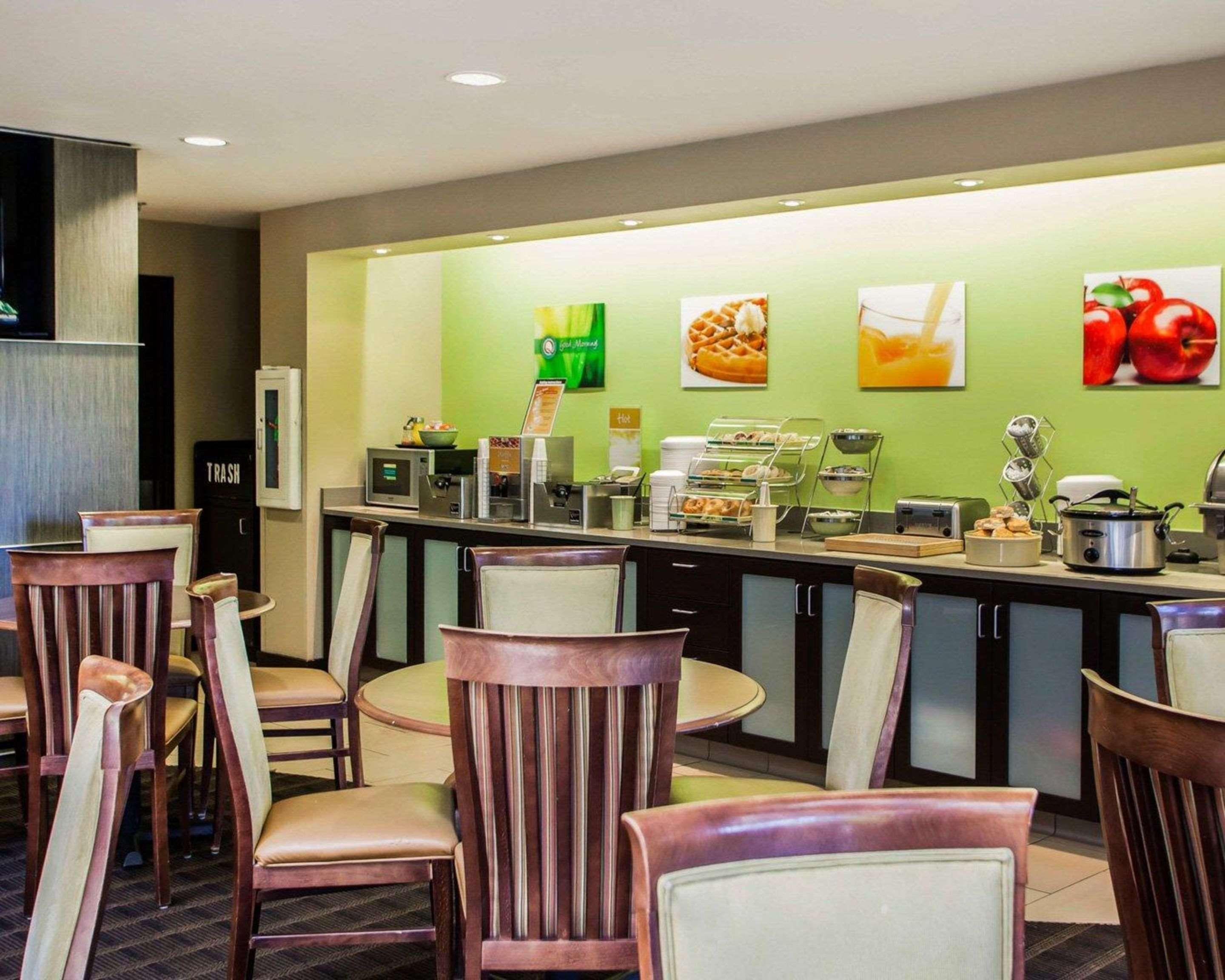 Quality Inn & Suites Peoria