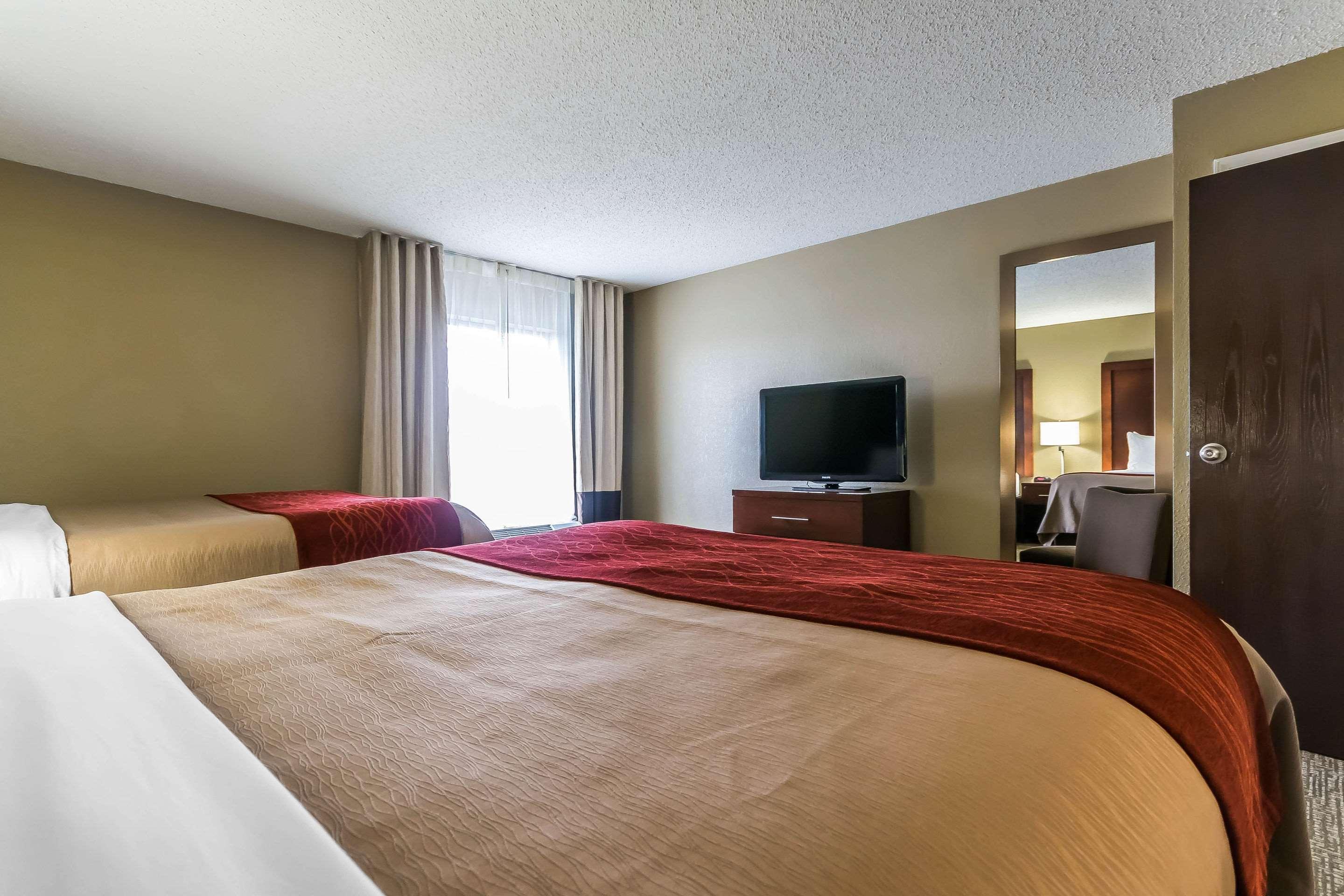 Comfort Inn & Suites