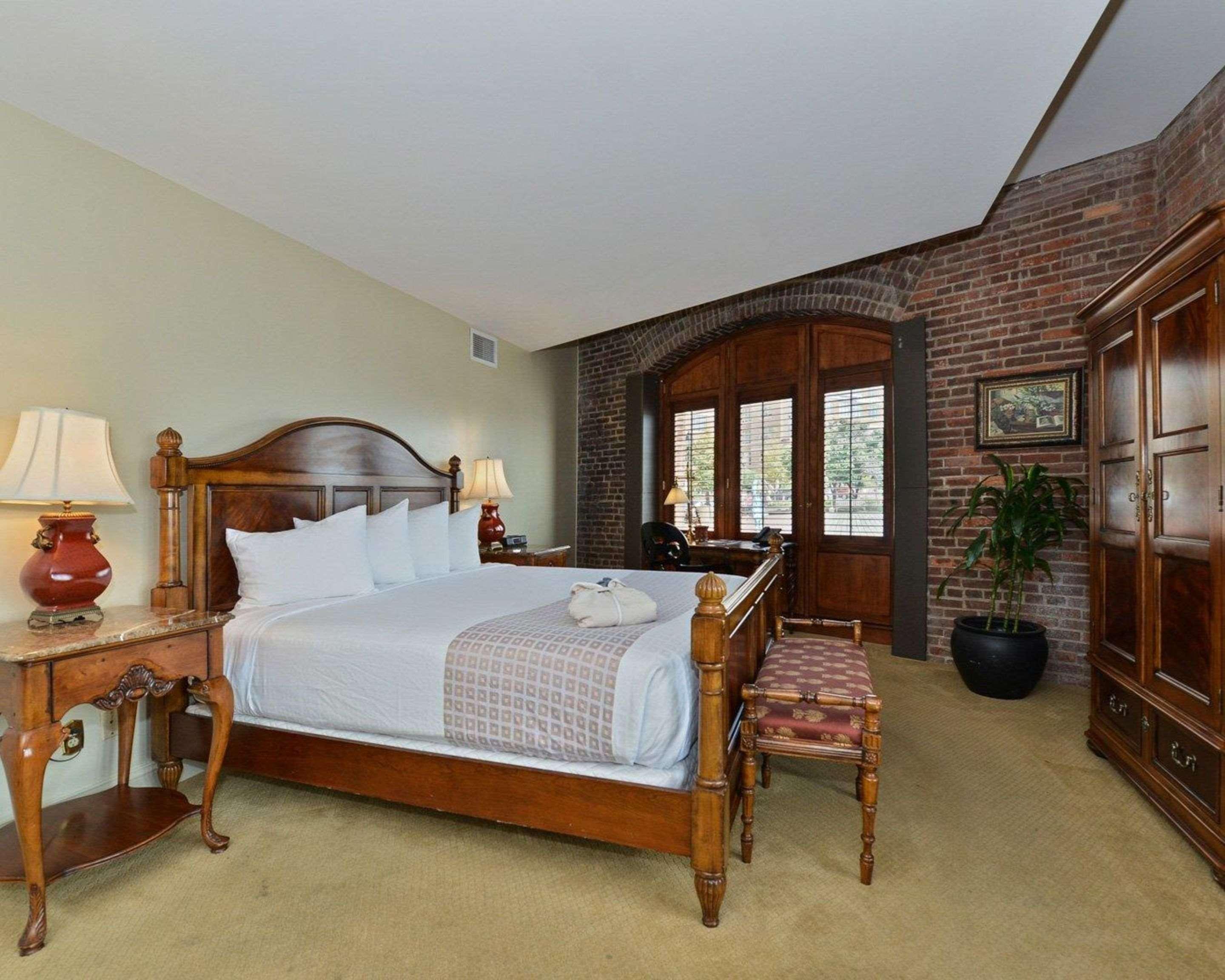 The Inn at Henderson's Wharf, Ascend Hotel Collection by null