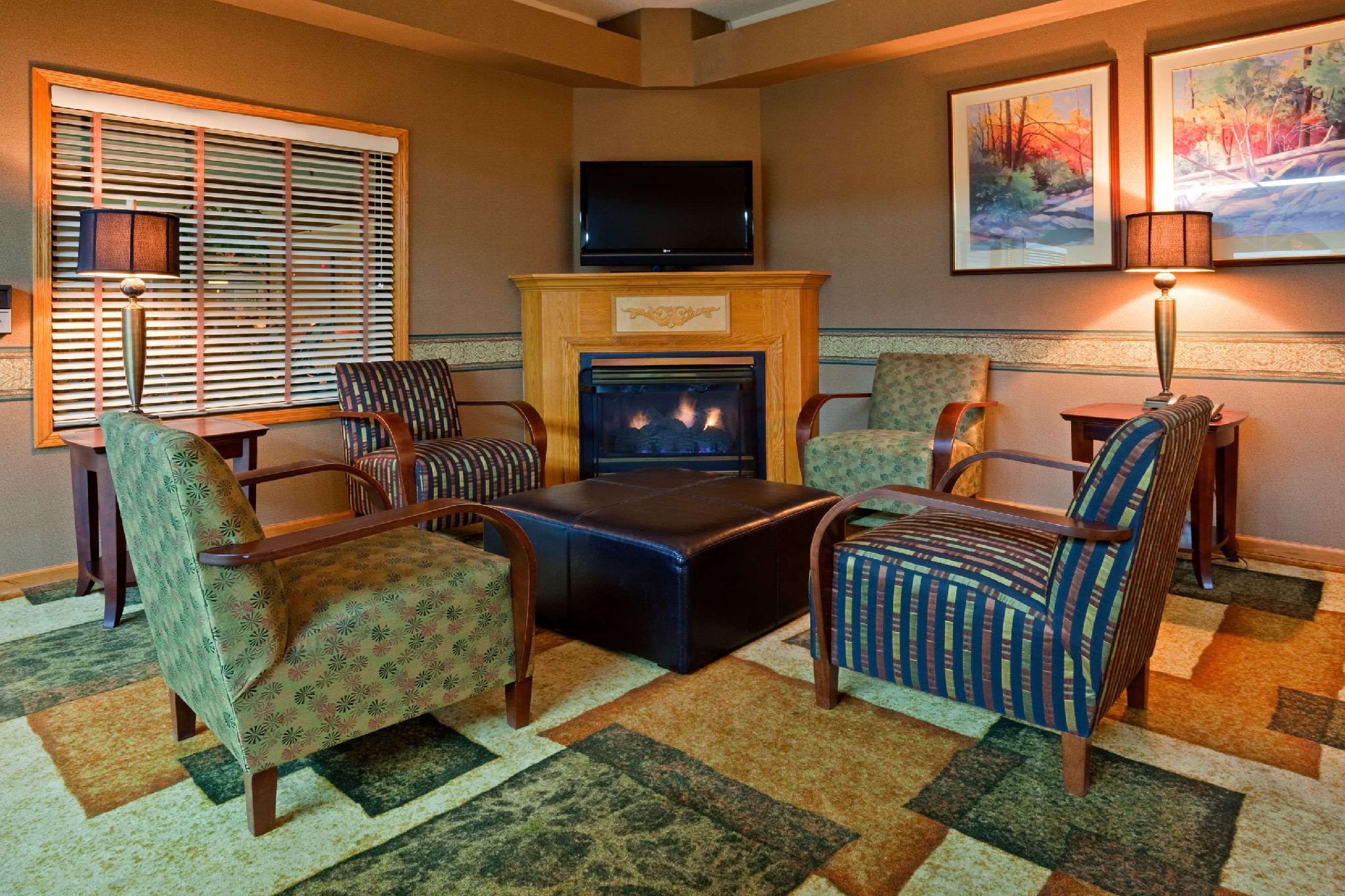 Norwood Inn & Suites Eagan