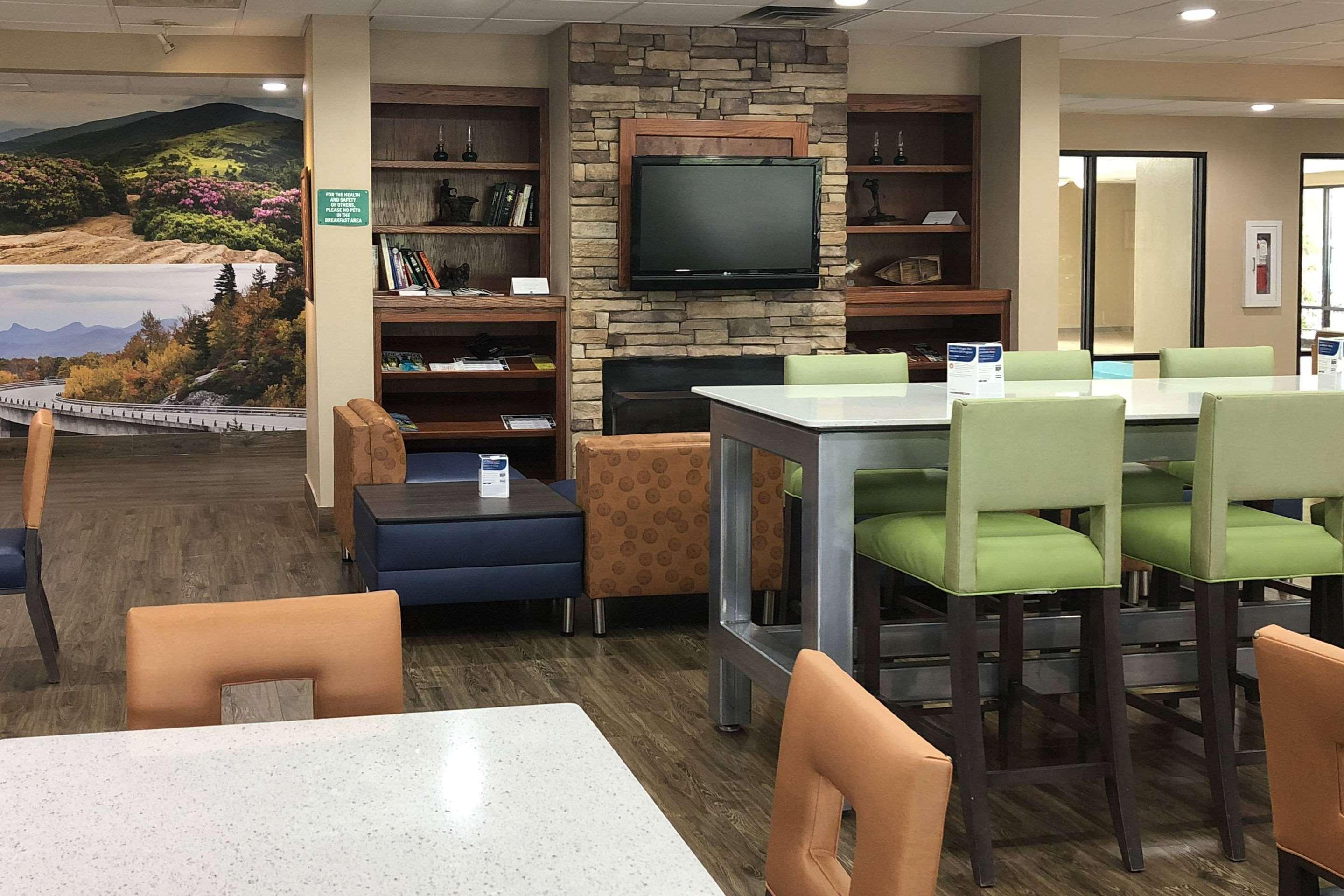 Quality Inn And Suites Boone - University Area