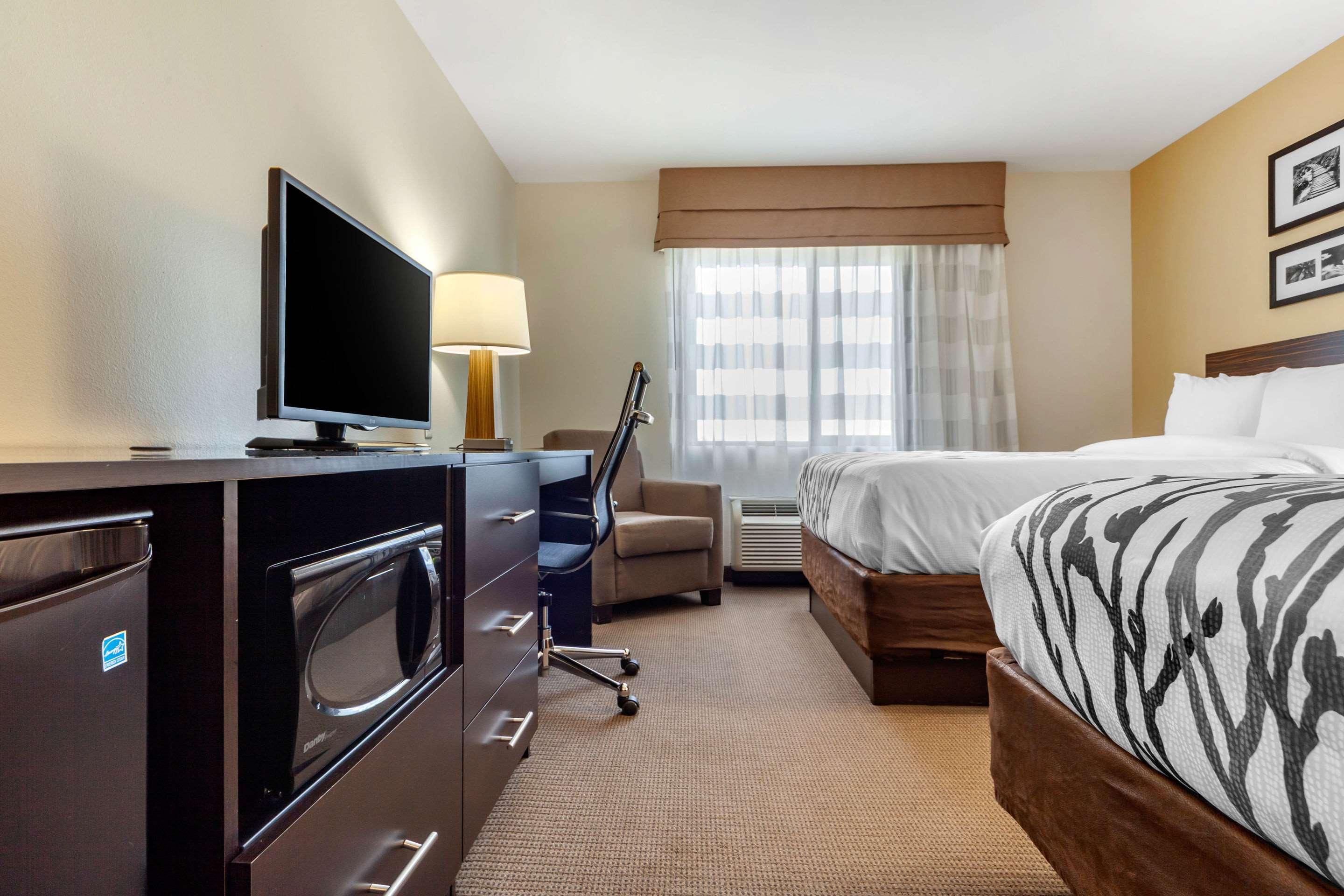 Sleep Inn & Suites Devils Lake