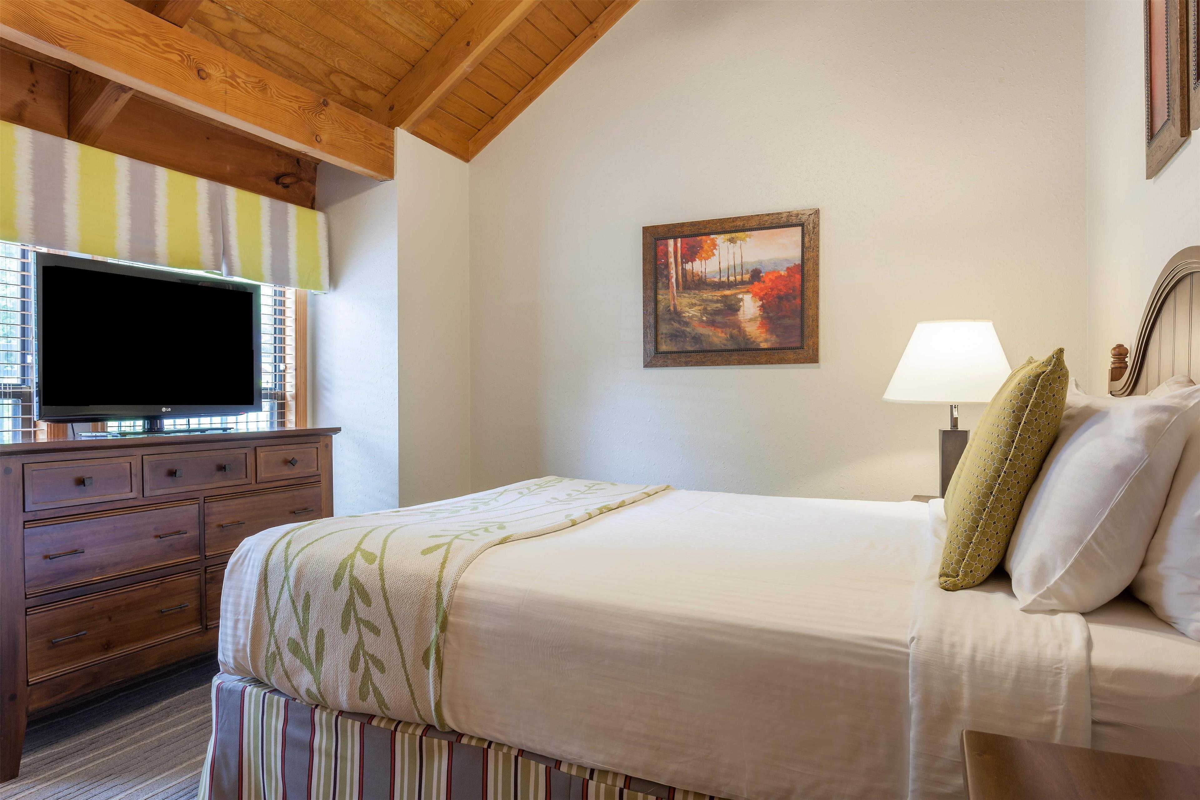 Hilton Vacation Club MountainLoft Gatlinburg