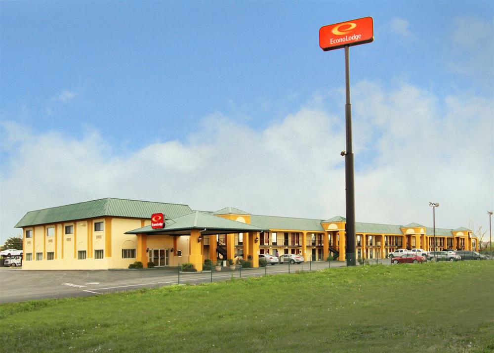 Econo Lodge image
