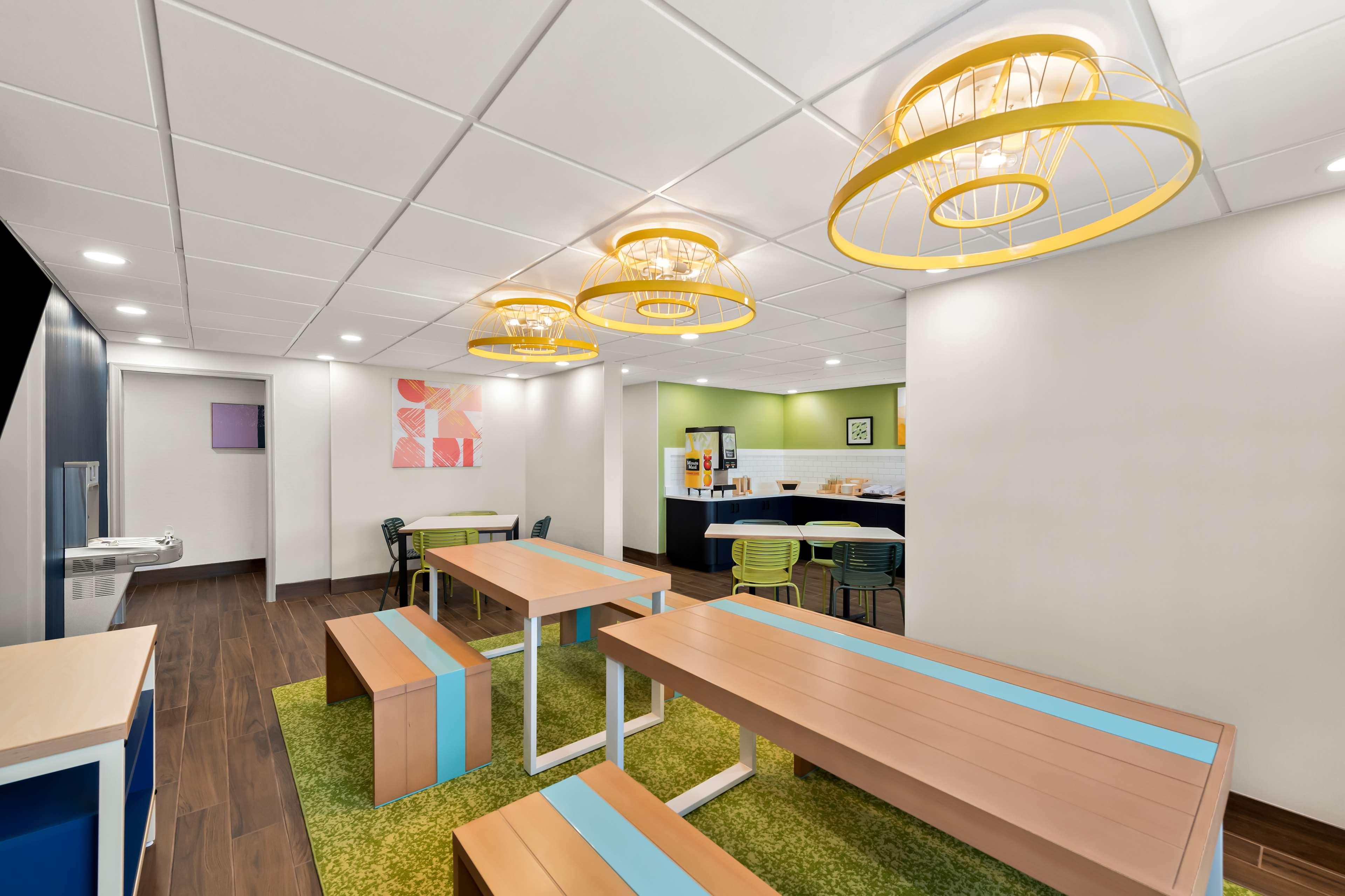 Spark by Hilton Norfolk