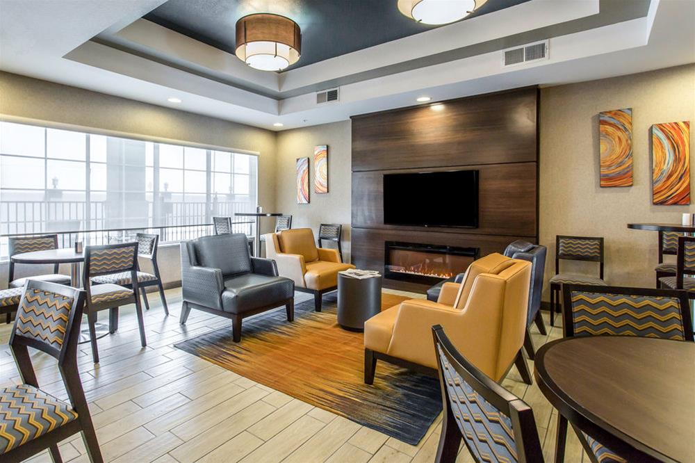 MainStay Suites Midland