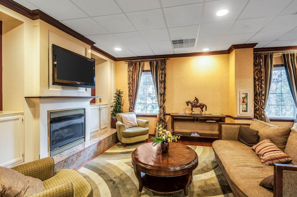 Clarion Hotel & Conference Center Leesburg