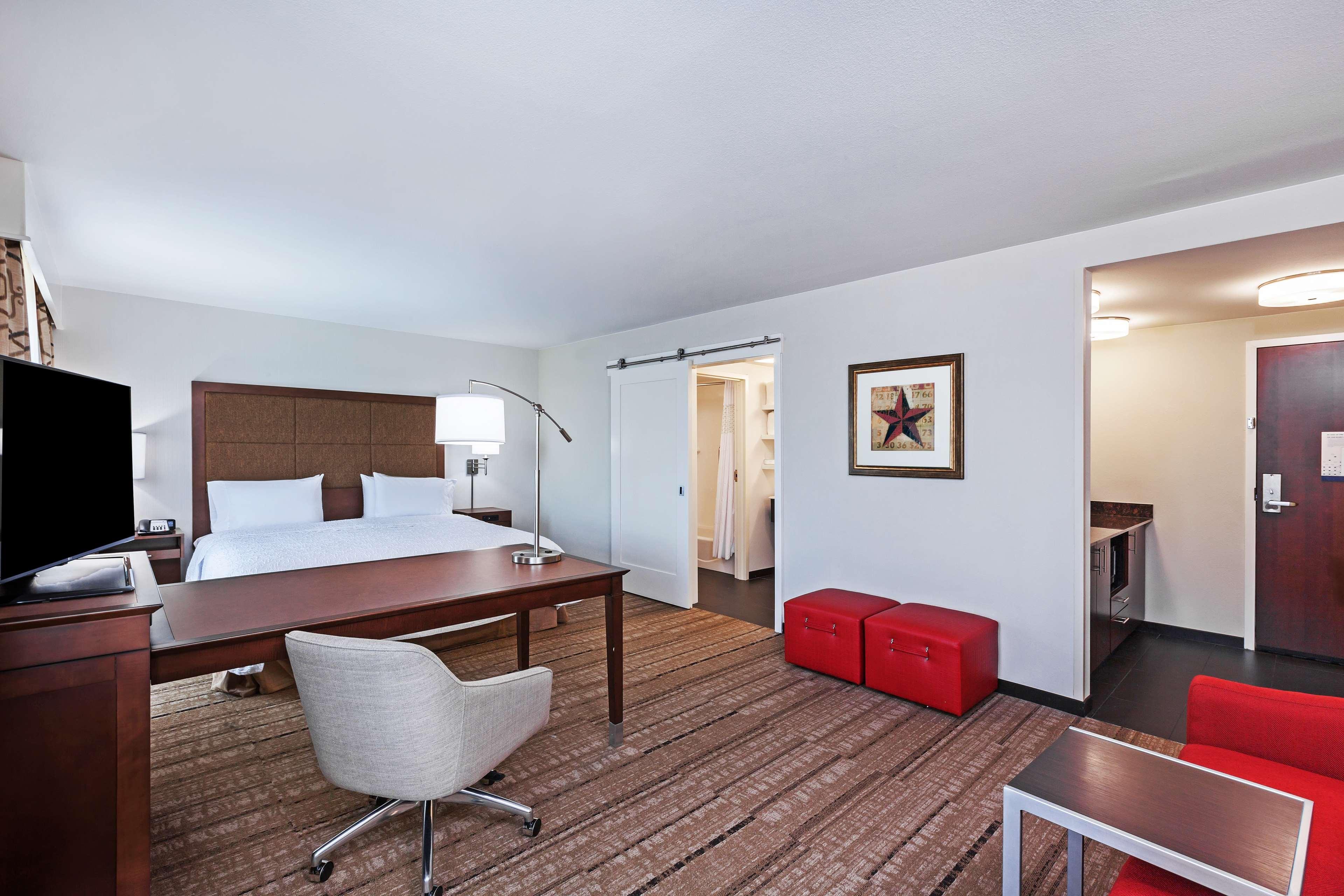 Hampton Inn & Suites Houston I-10 West Park Row
