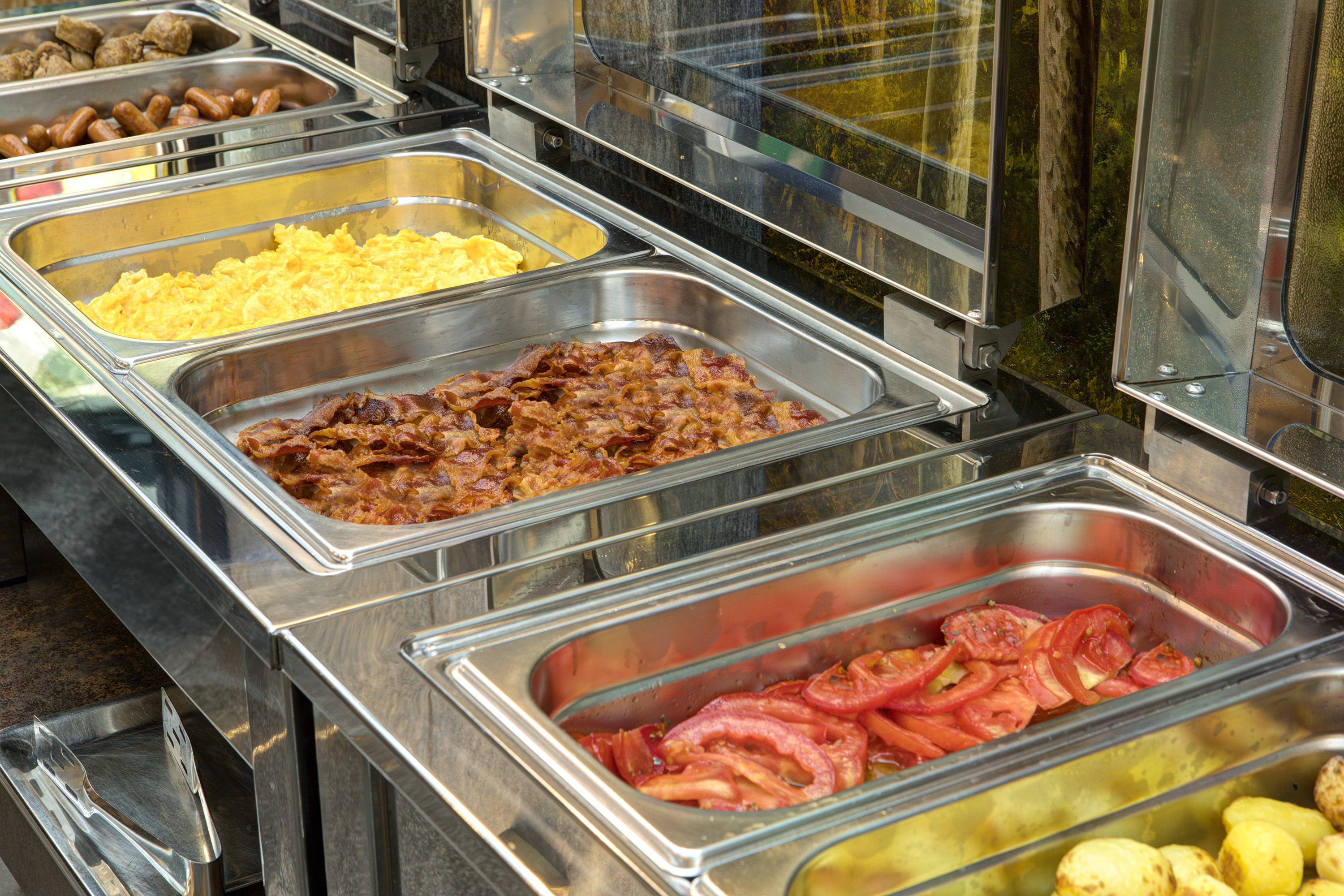 Hotel Capitol - photo