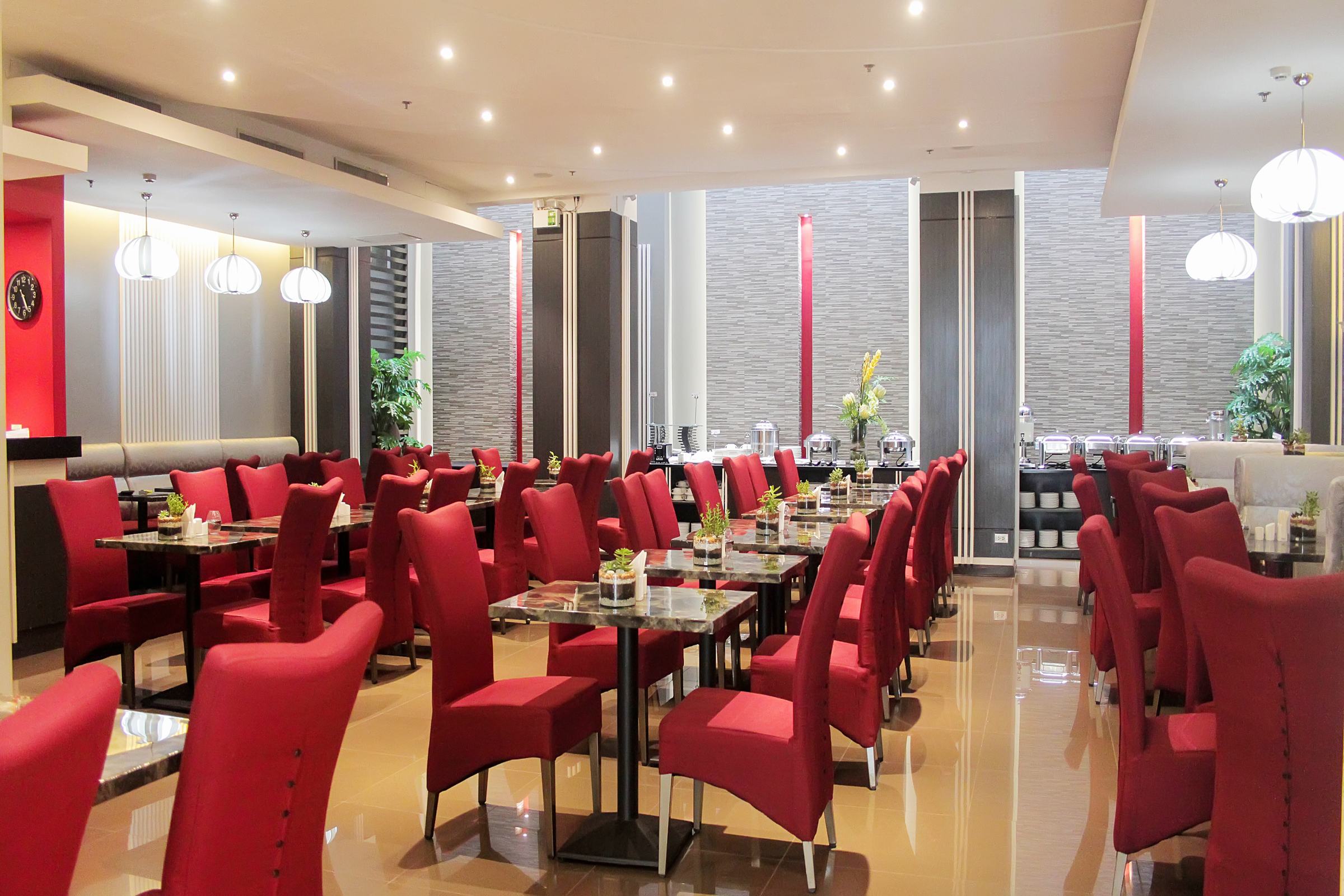 Brentwood Suites