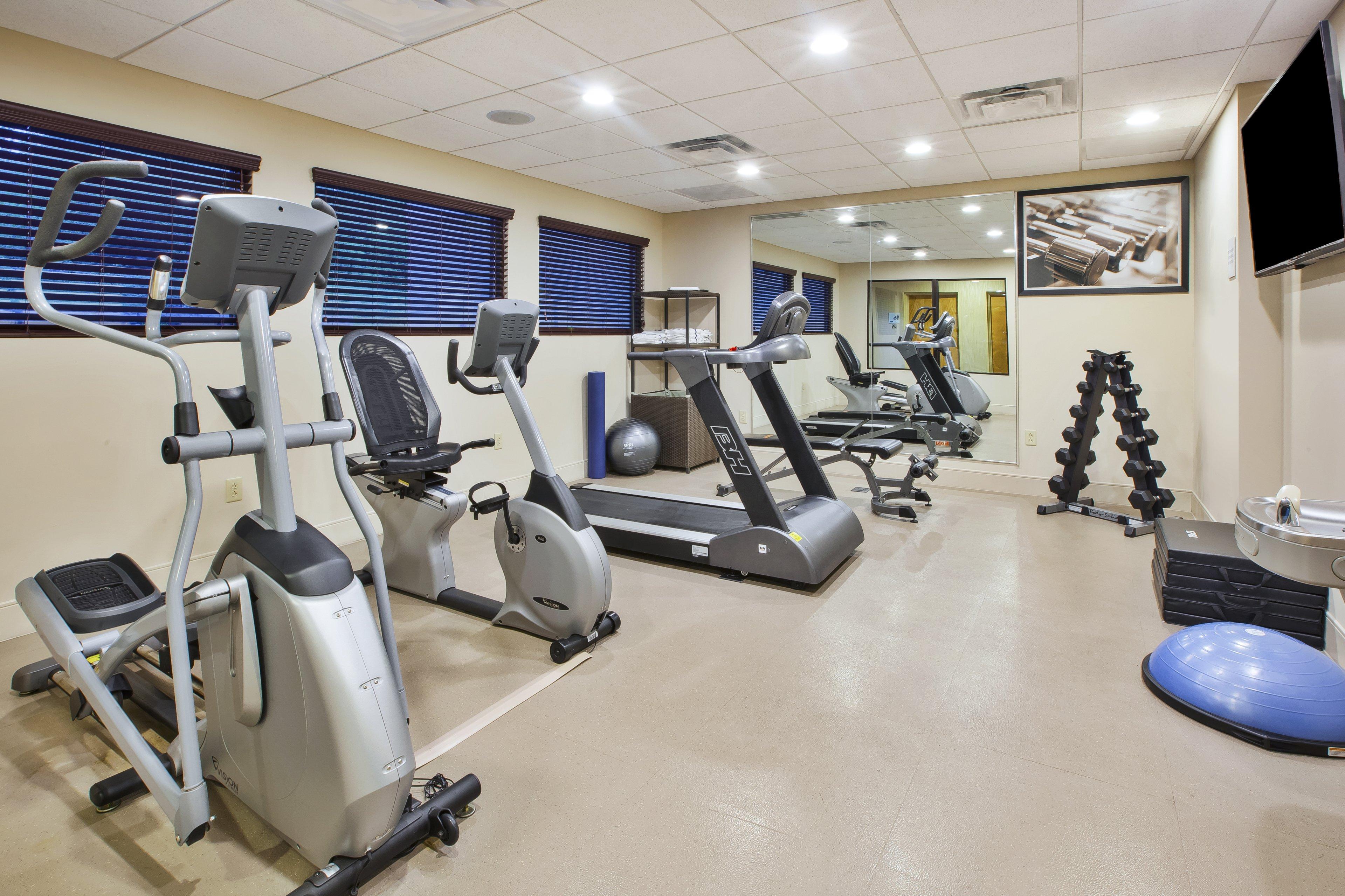 Holiday Inn Express & Suites Geneva Finger Lakes