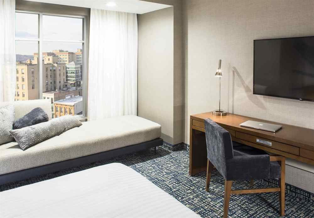 Ithaca Marriott Downtown on the Commons by null