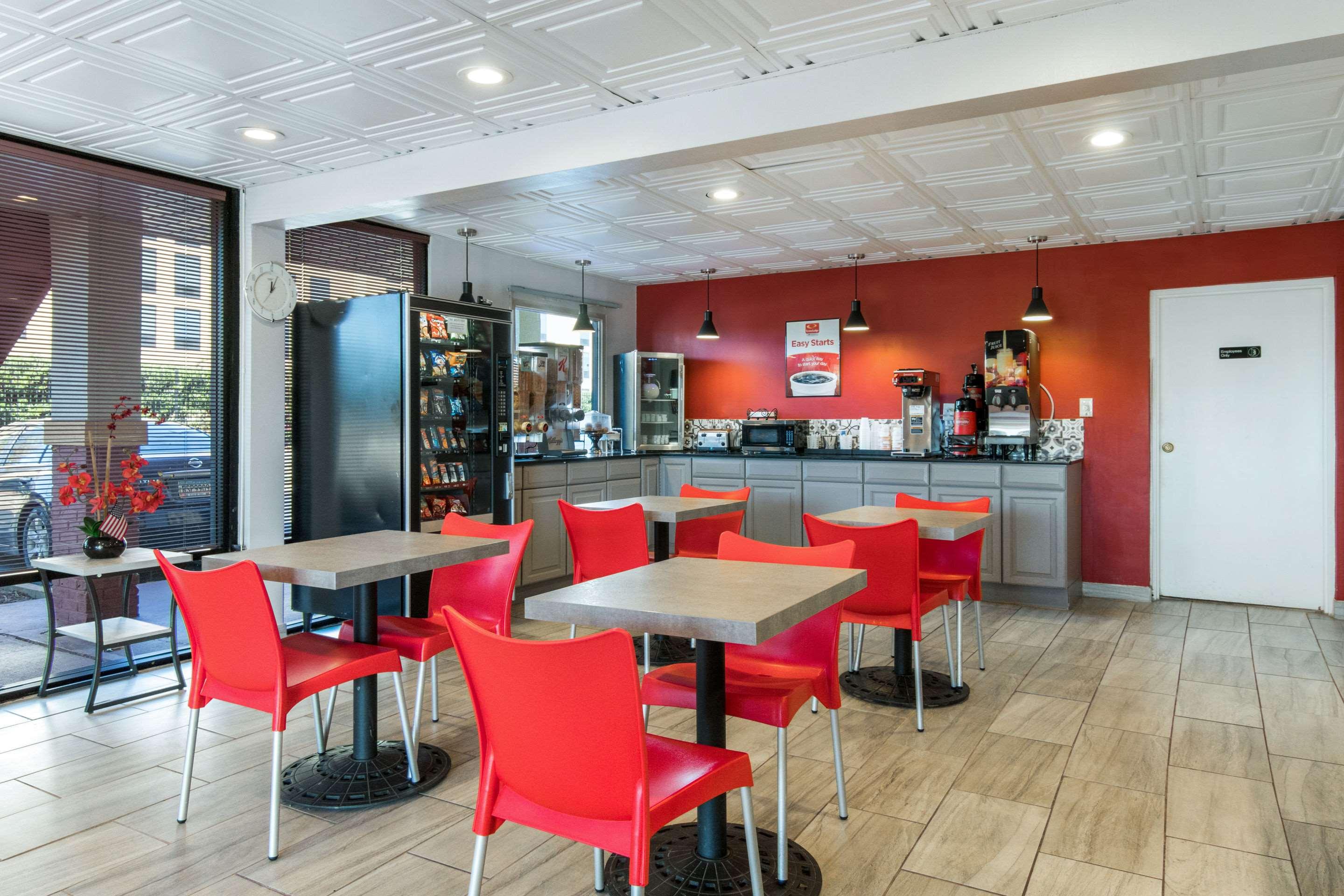 Econo Lodge Conyers