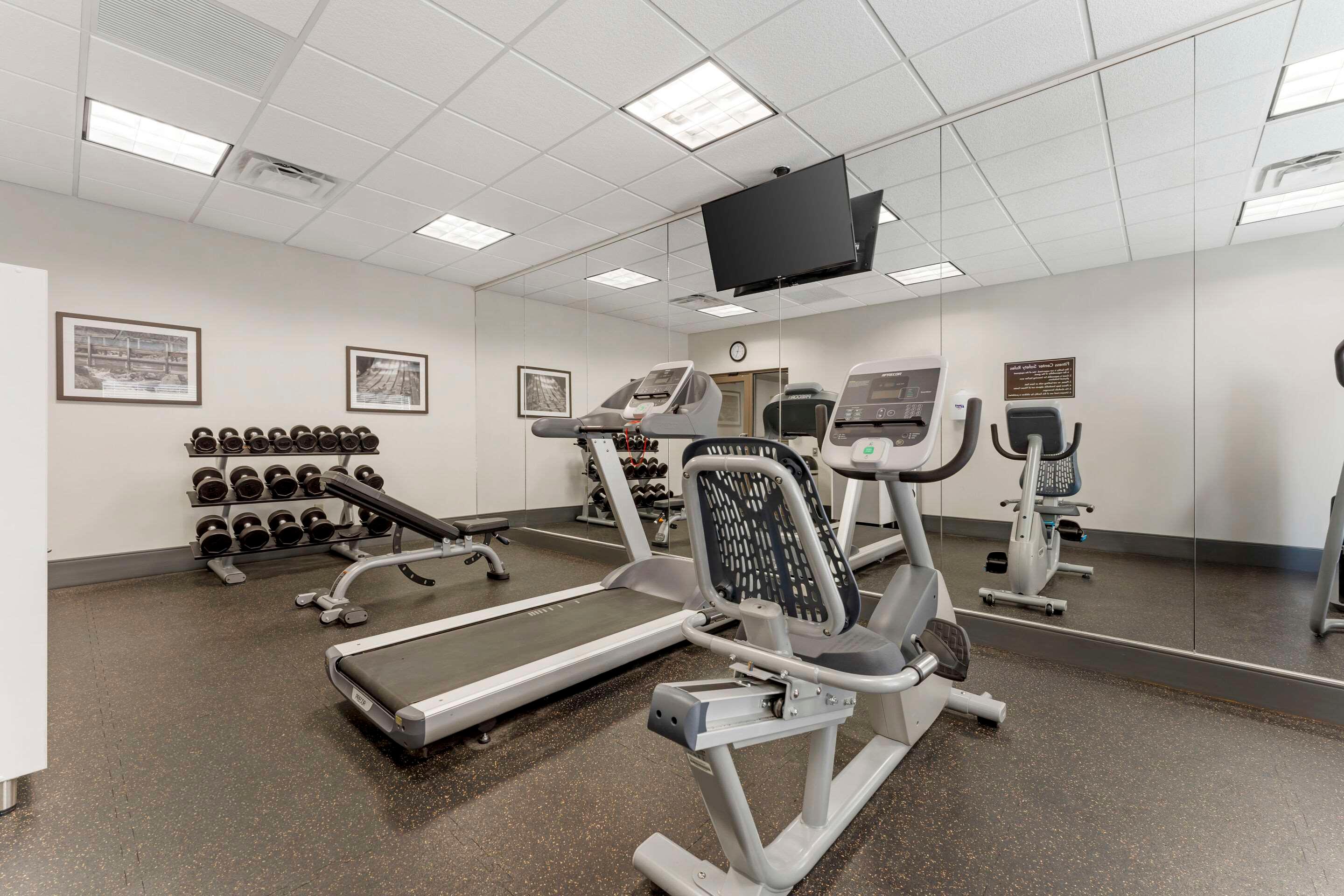 Sleep Inn & Suites Cumberland-Lavale