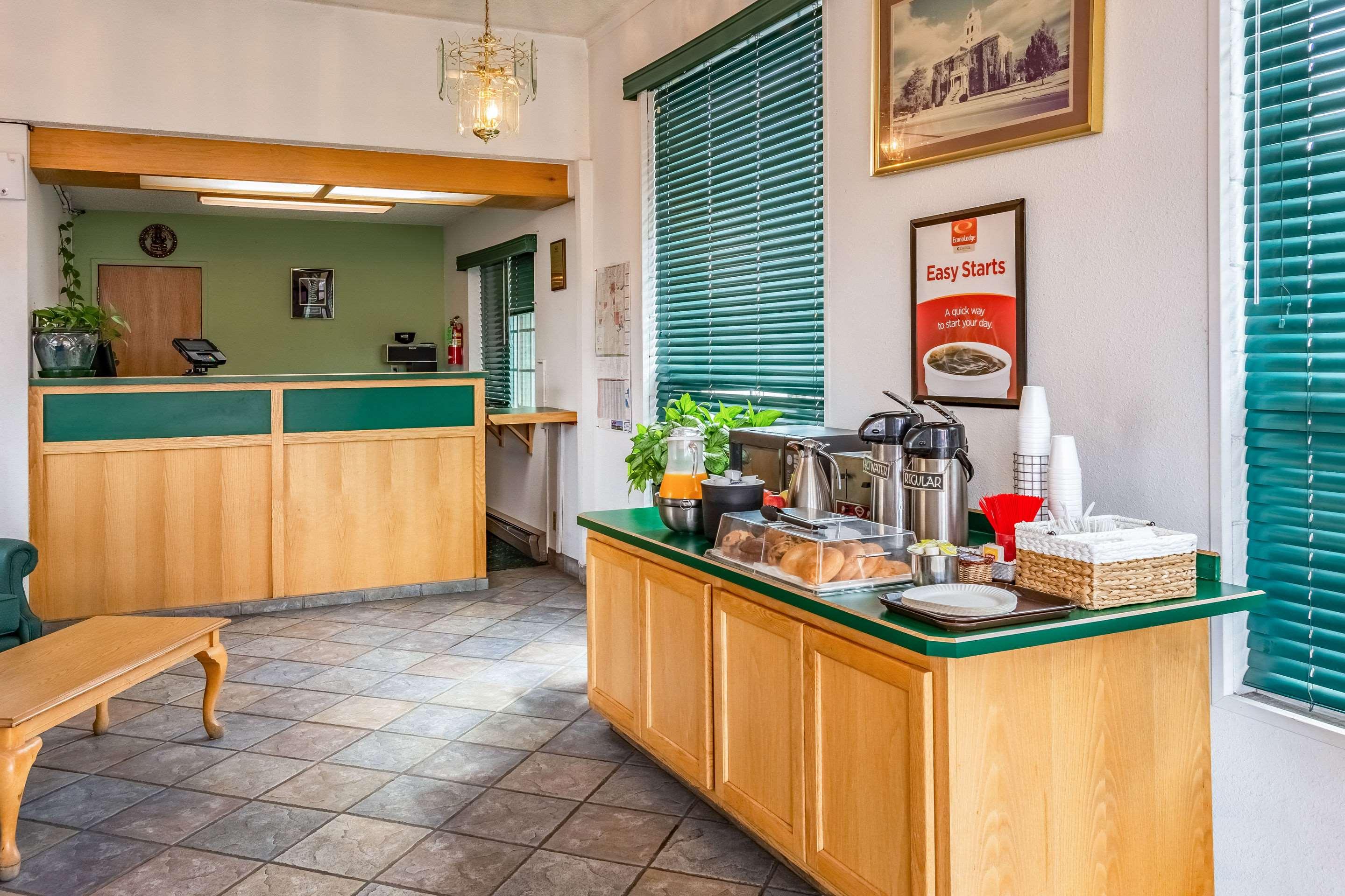High Desert Inn