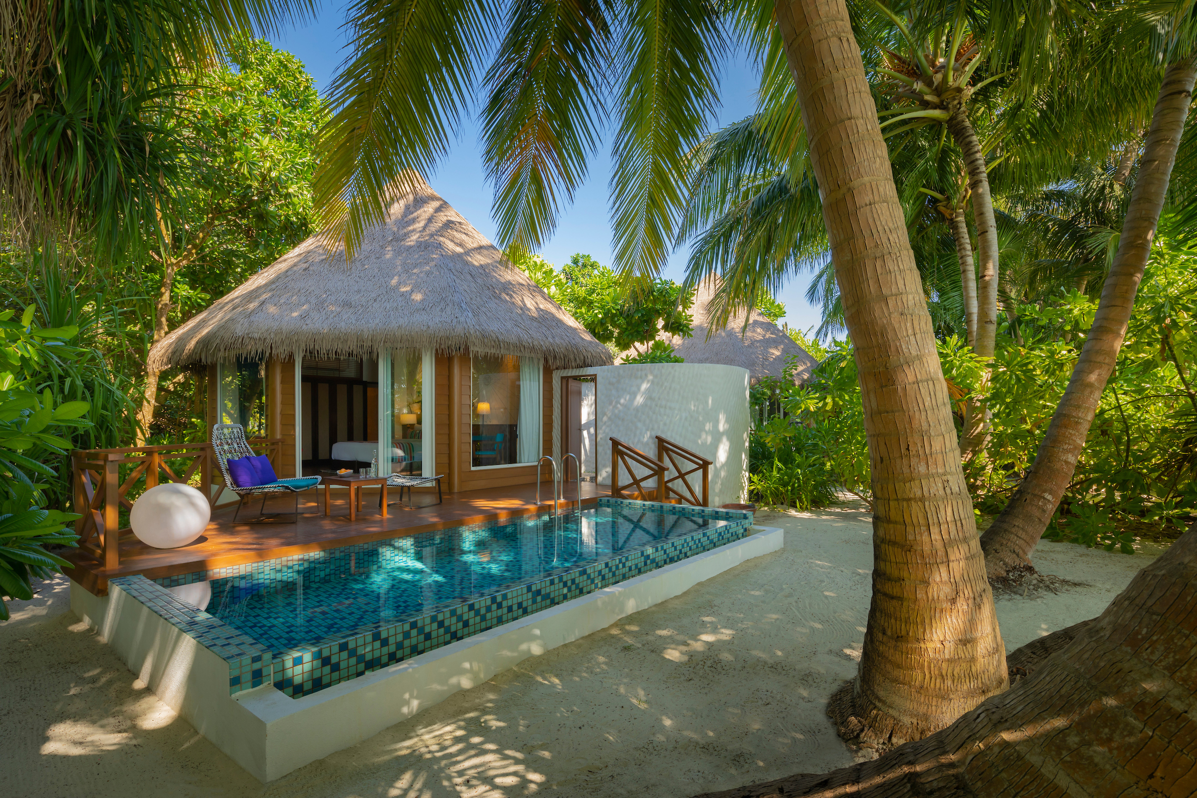 Mercure Maldives Kooddoo Resort by null