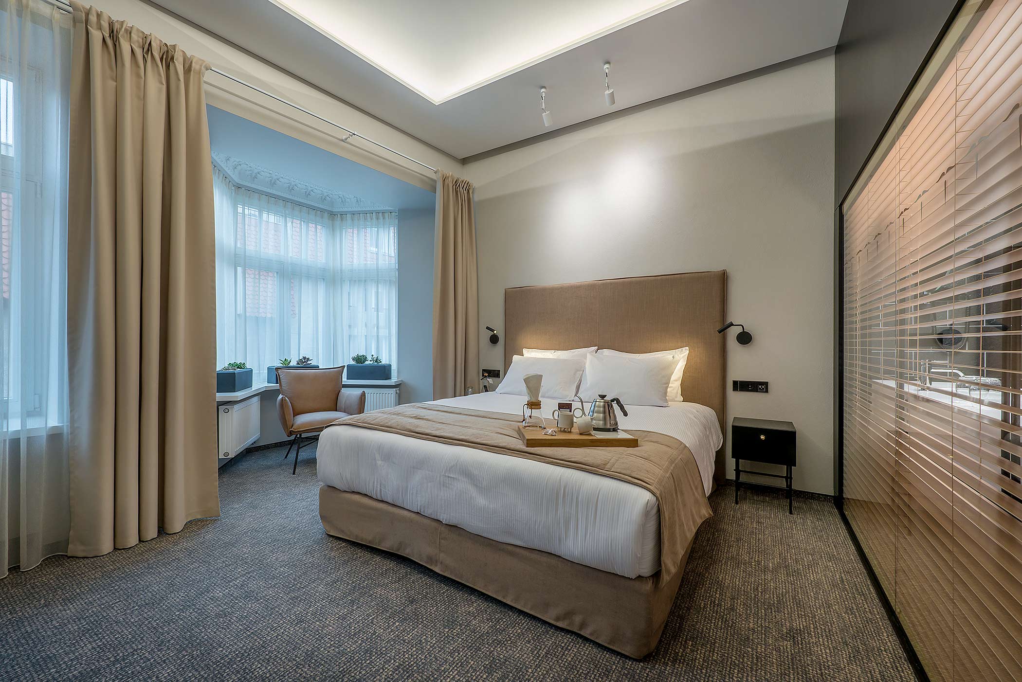 Artagonist hotel by null