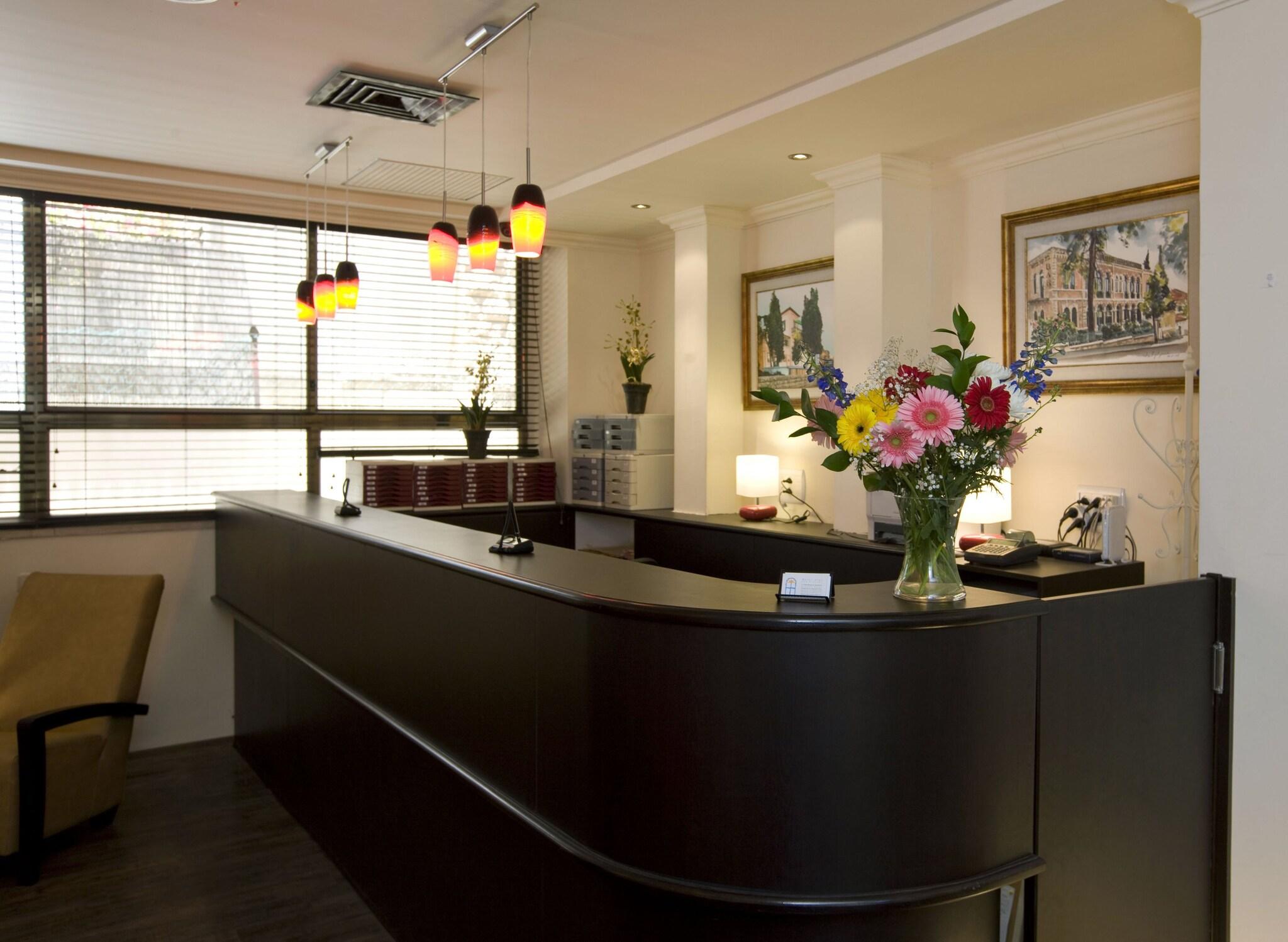 A Little House In Rechavia by null