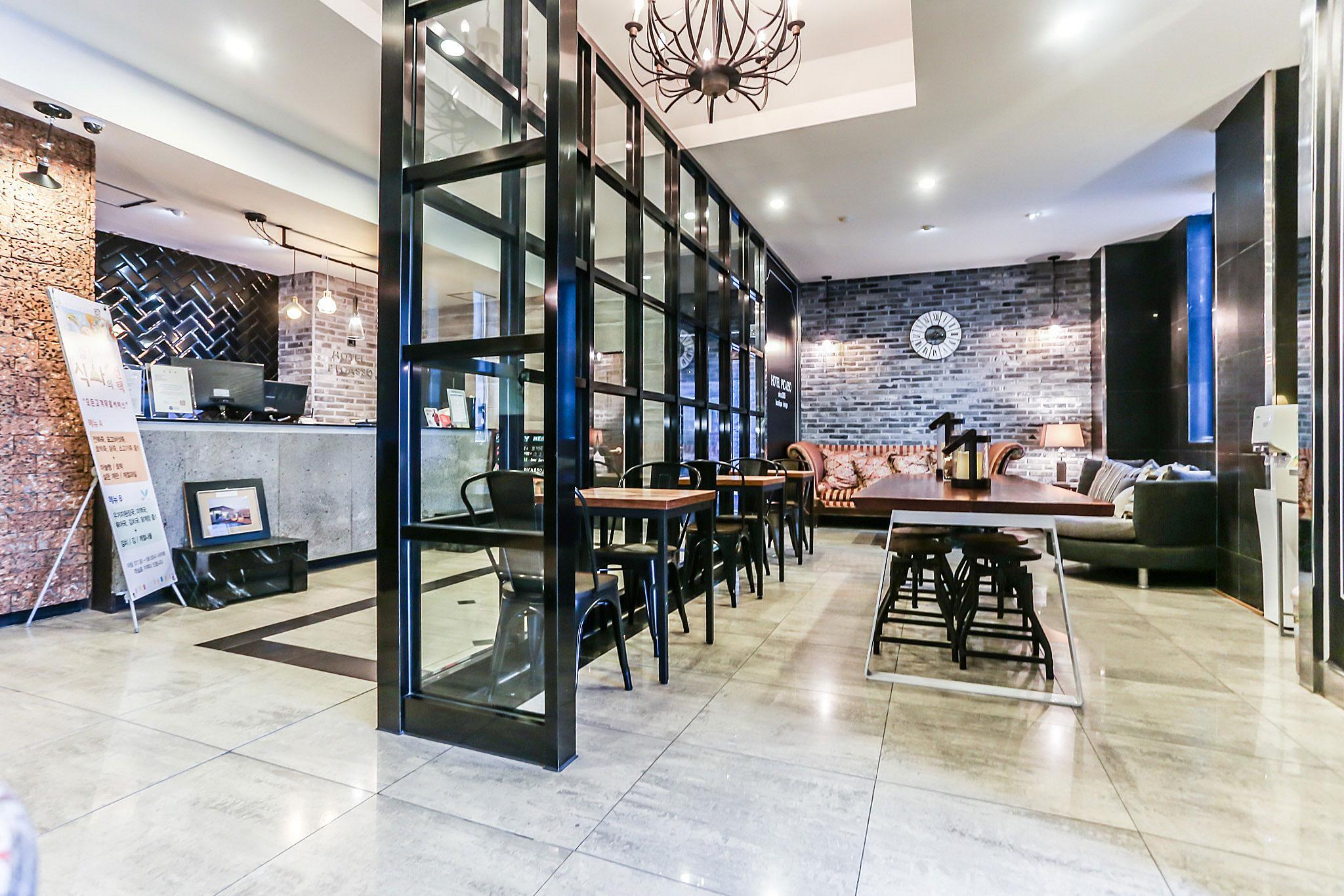 Hotel Picasso