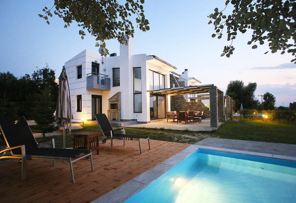 Sunny Sani Luxury Villas - фото