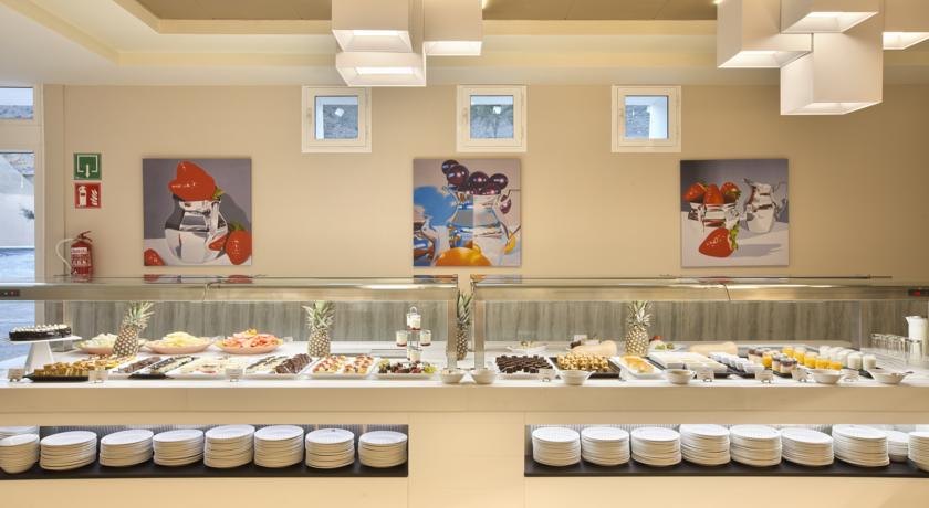 Gran Luxor All Suites Hotel