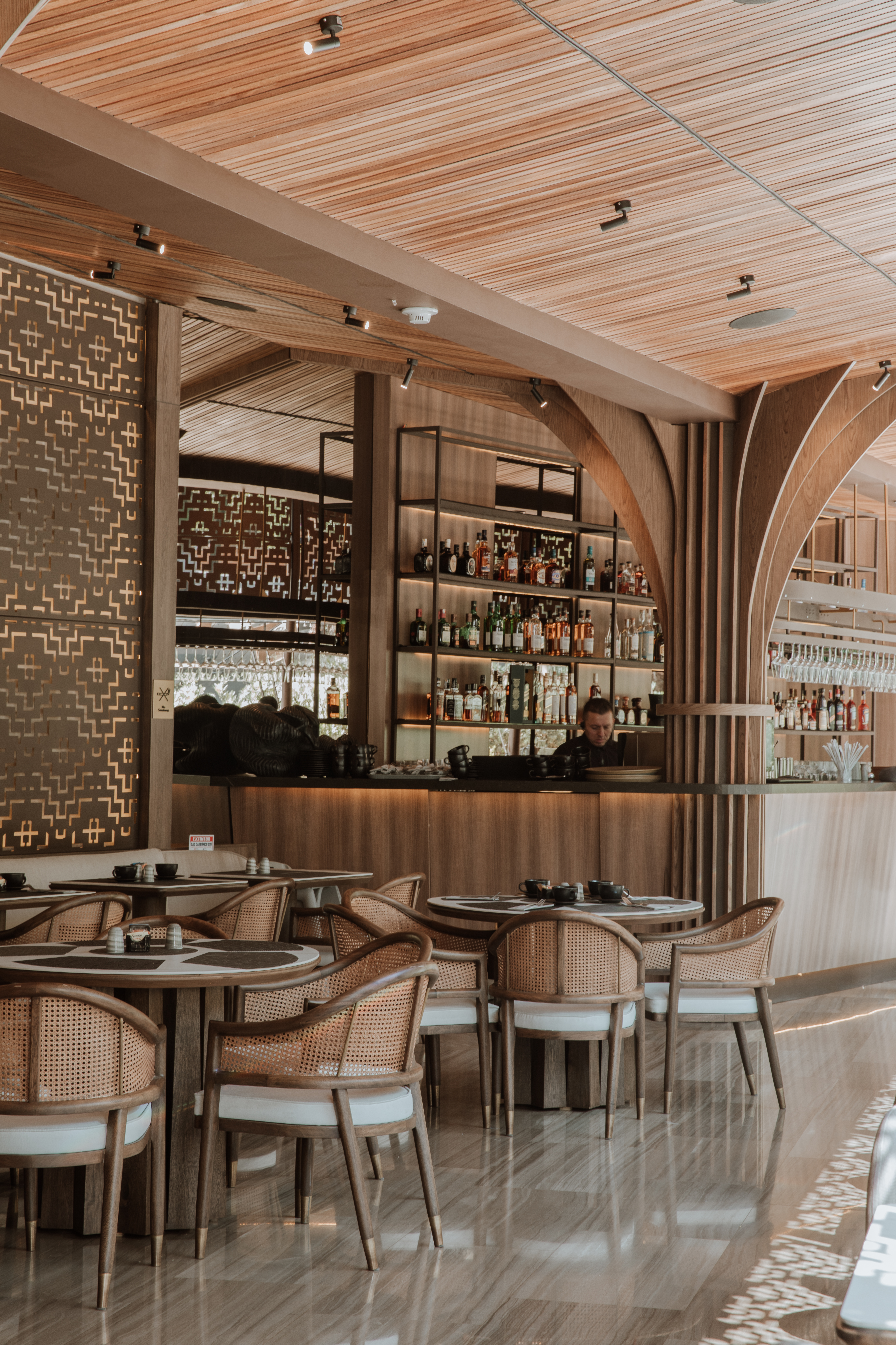 Binn Hotel