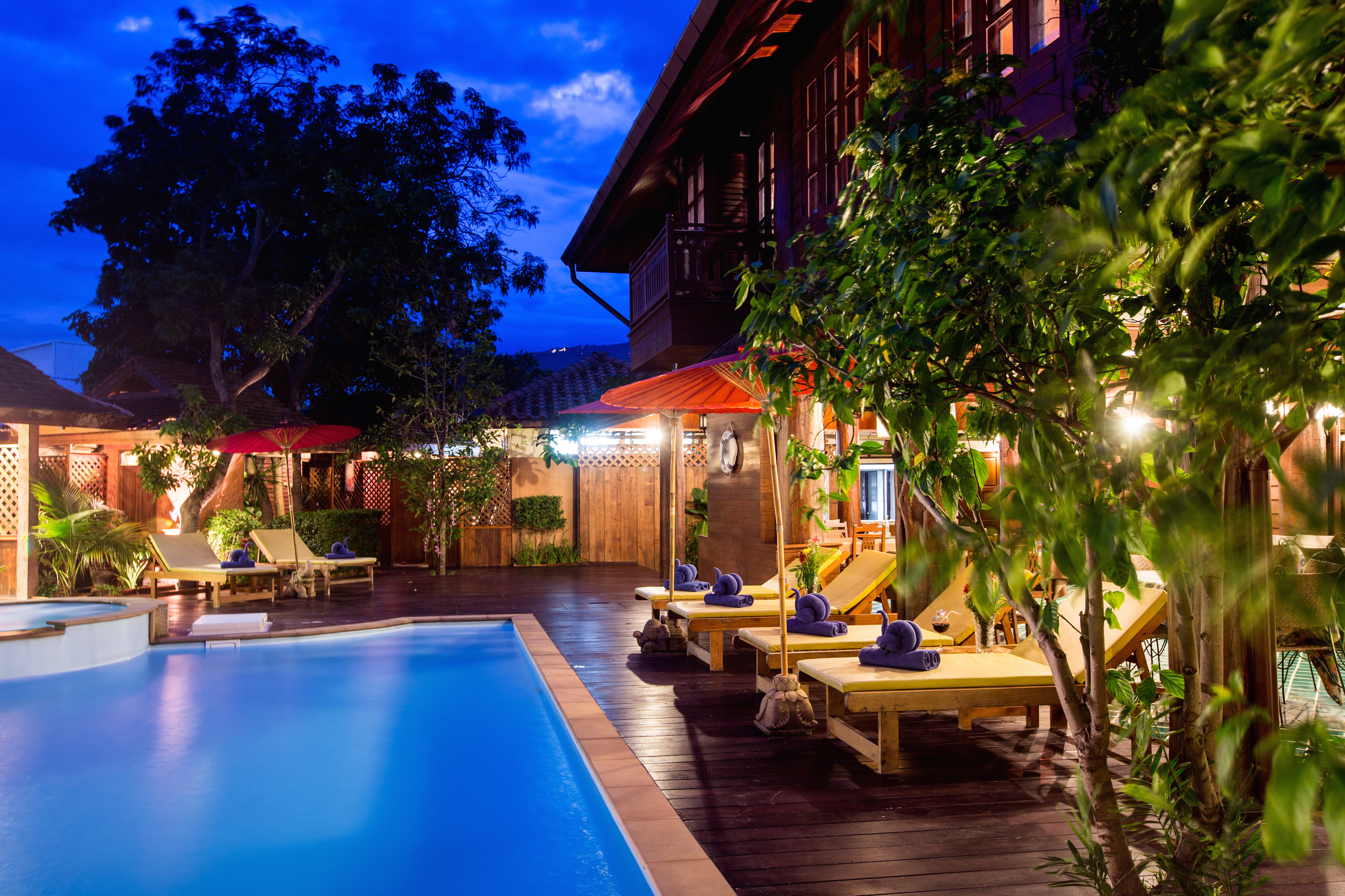 Ruen Come In Chiang Mai by null