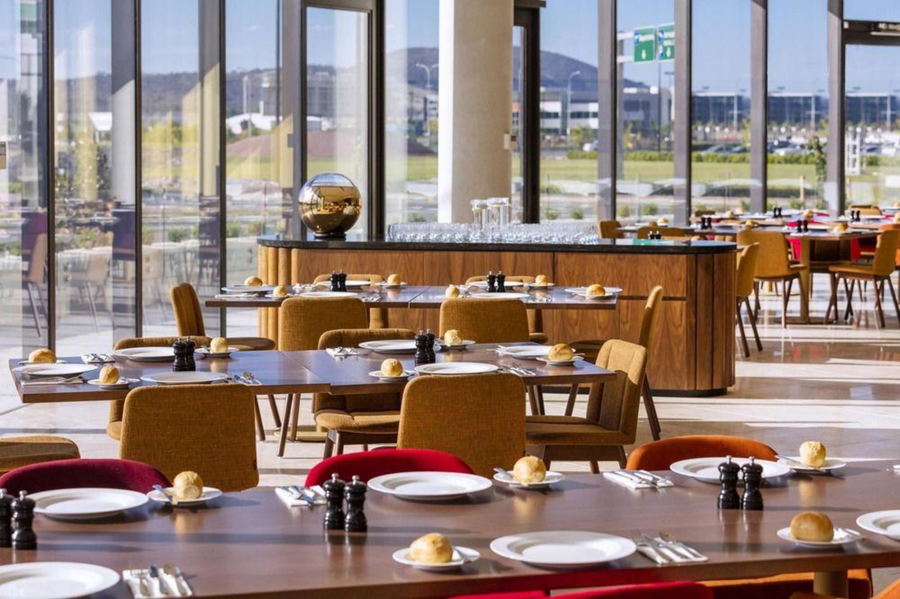 Vibe Hotel Canberra by null