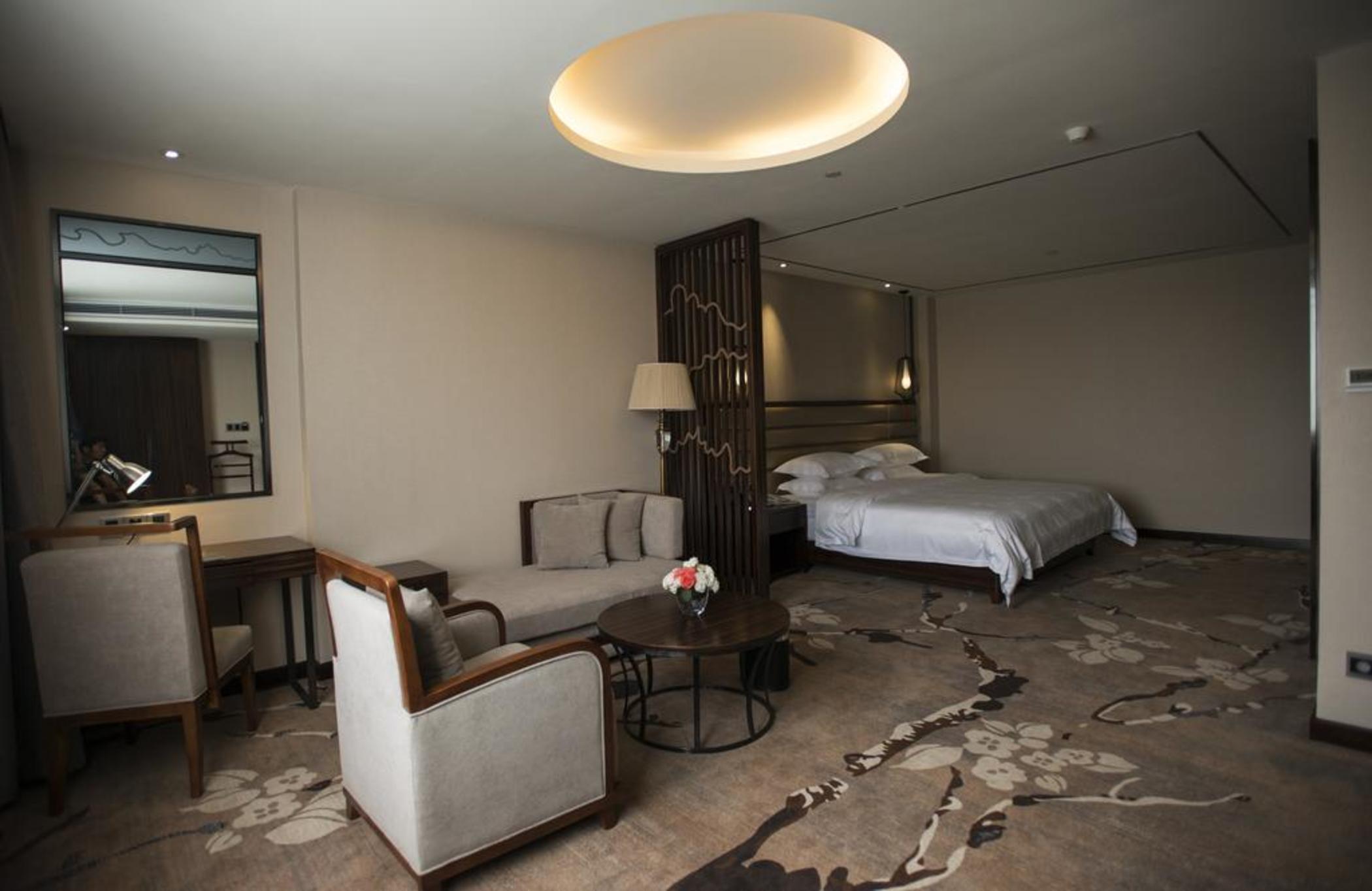 Days Hotel Guilin