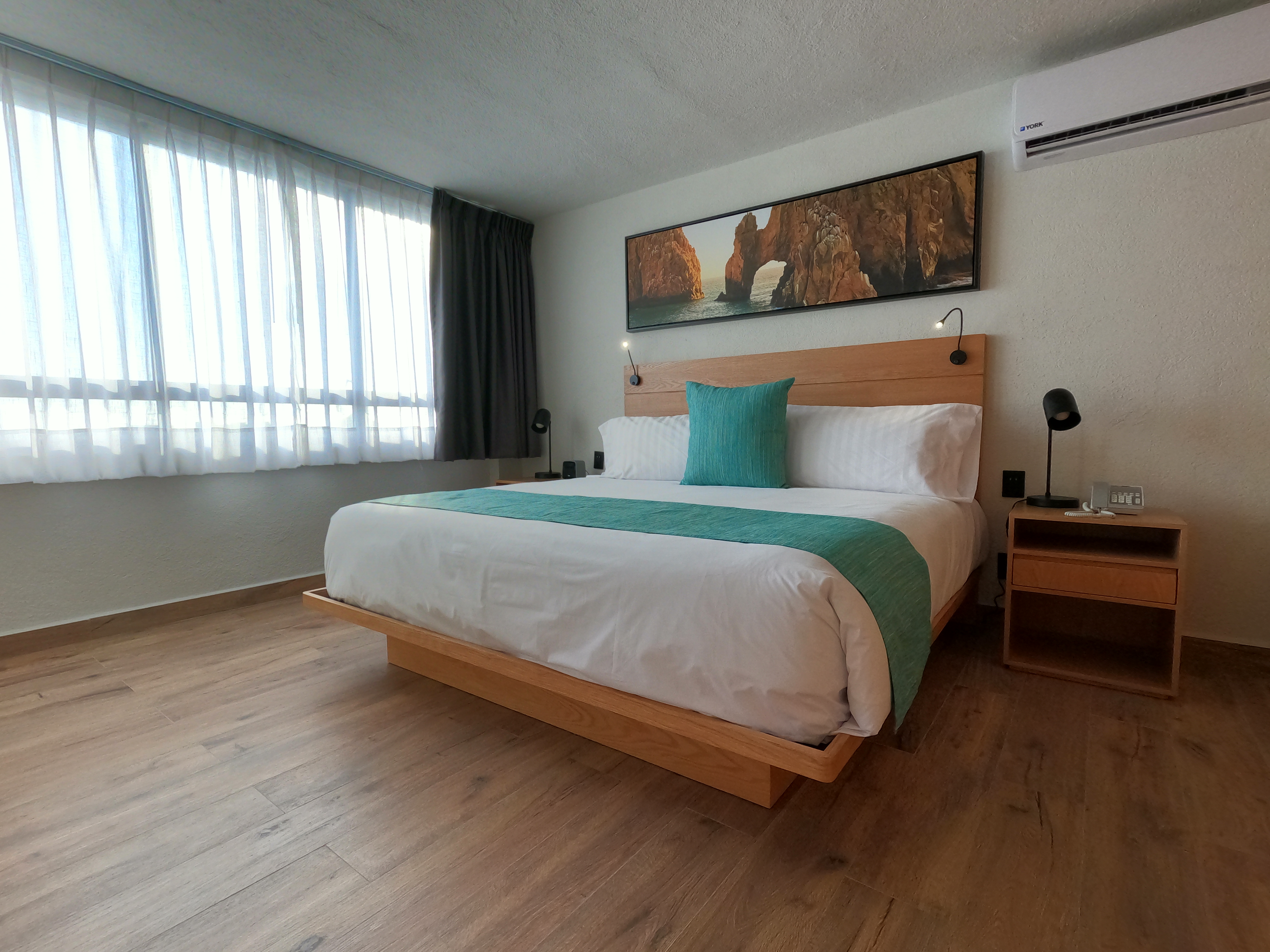 Sunrock Hotel & Suites "Los Cabos"