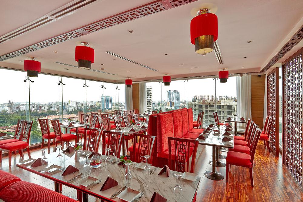 Six Seasons Hotel