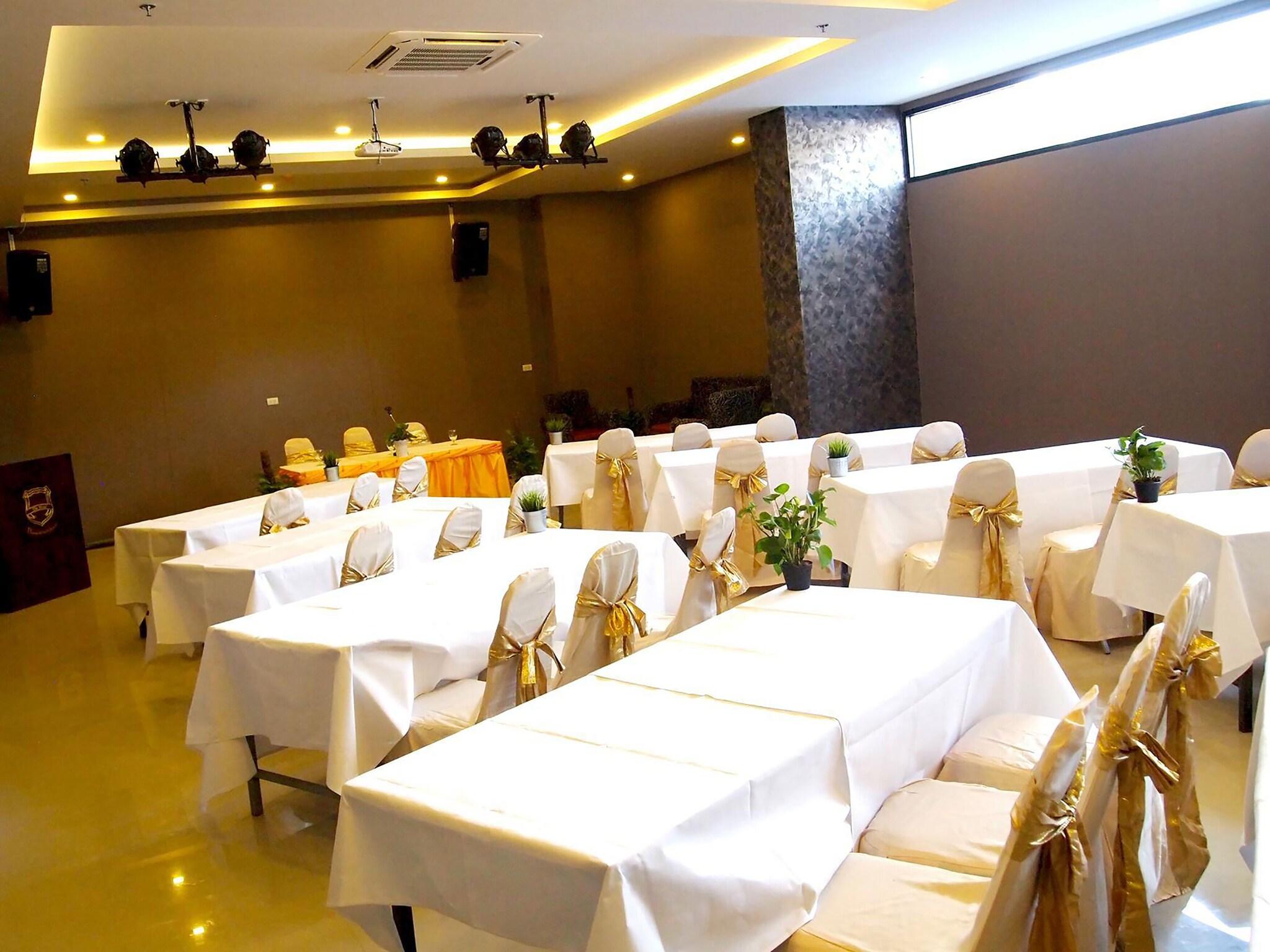 The Gig Hotel - photo