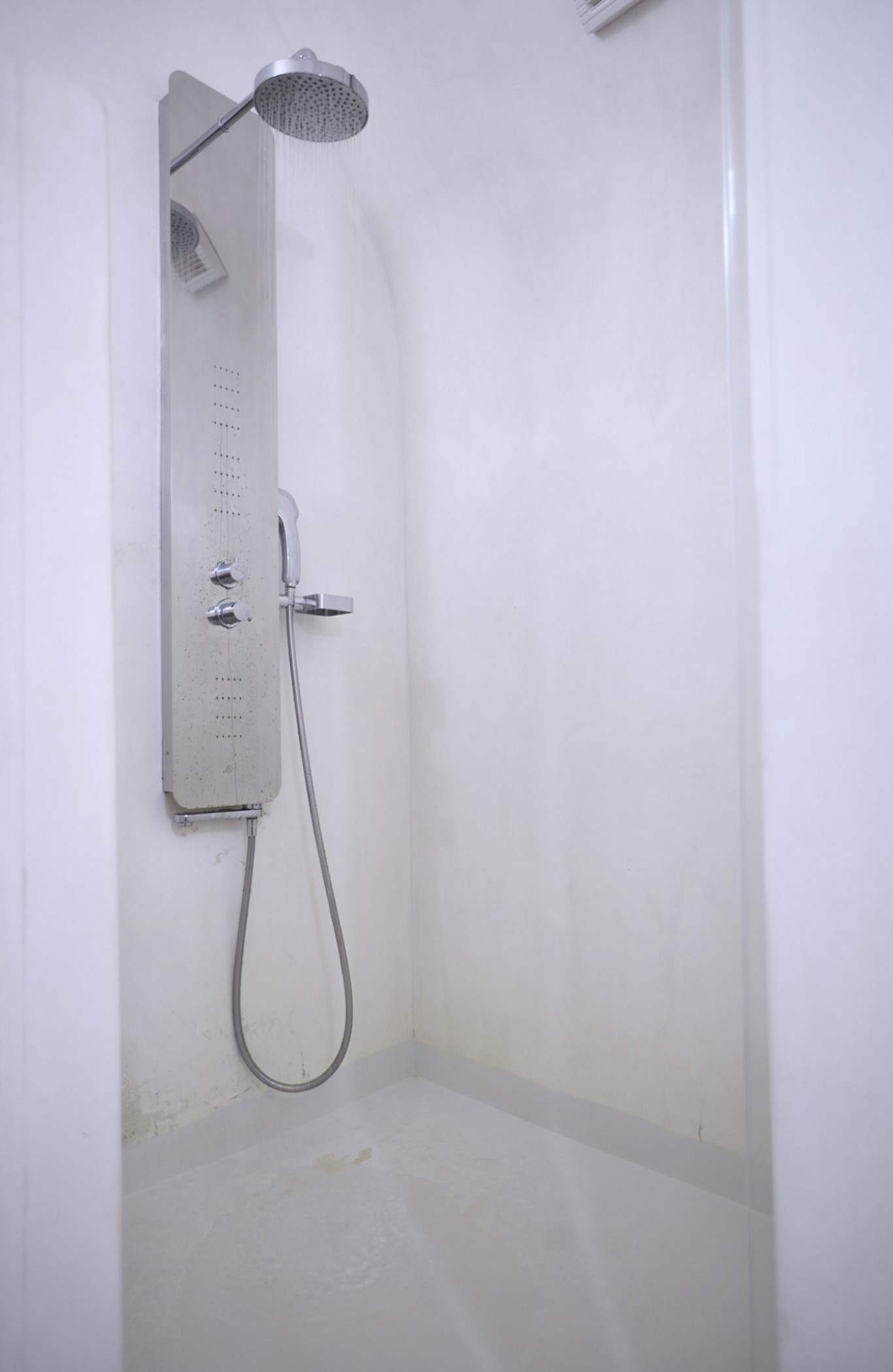 Atrina Canava 1894 by null