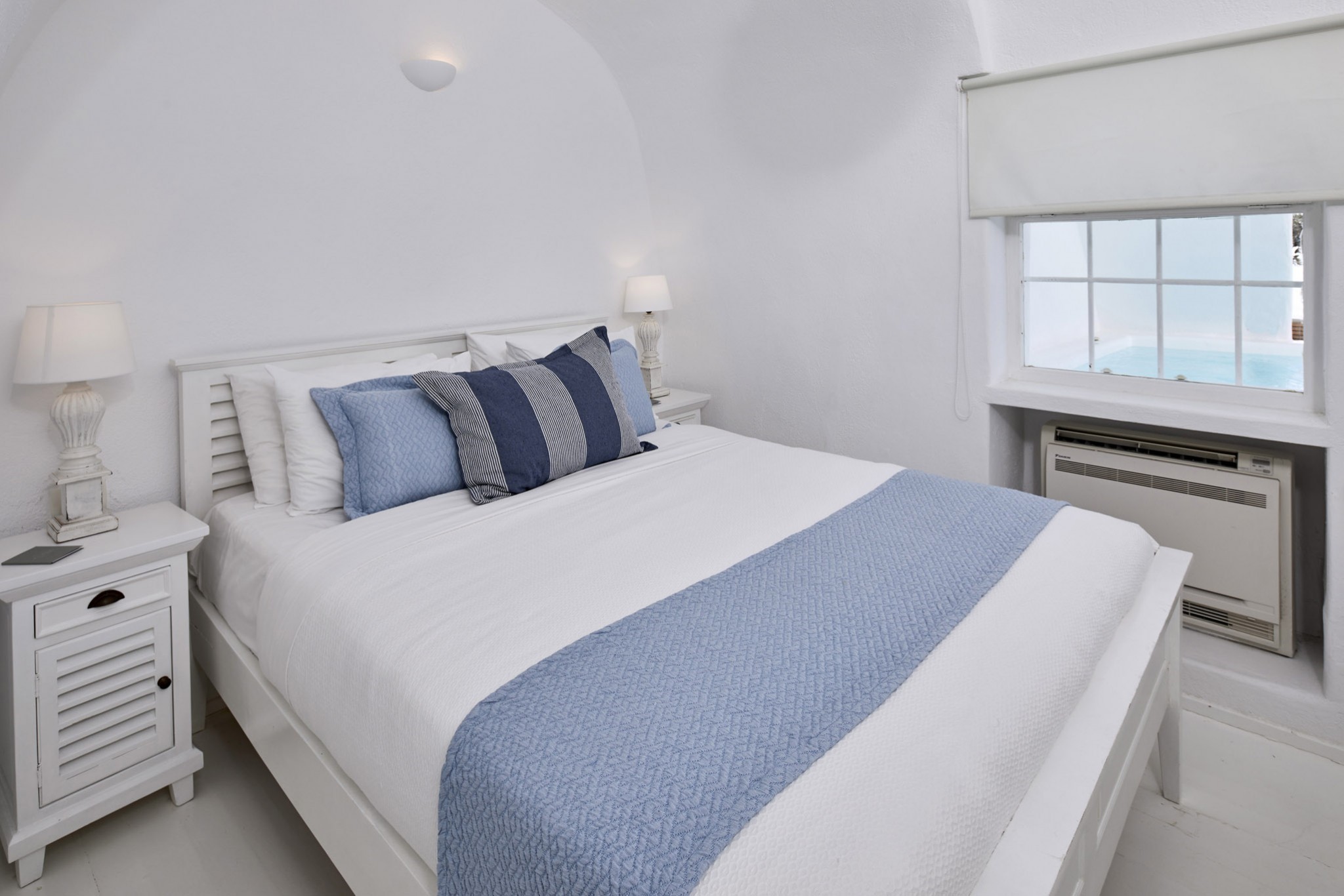 Atrina Canava 1894 by null