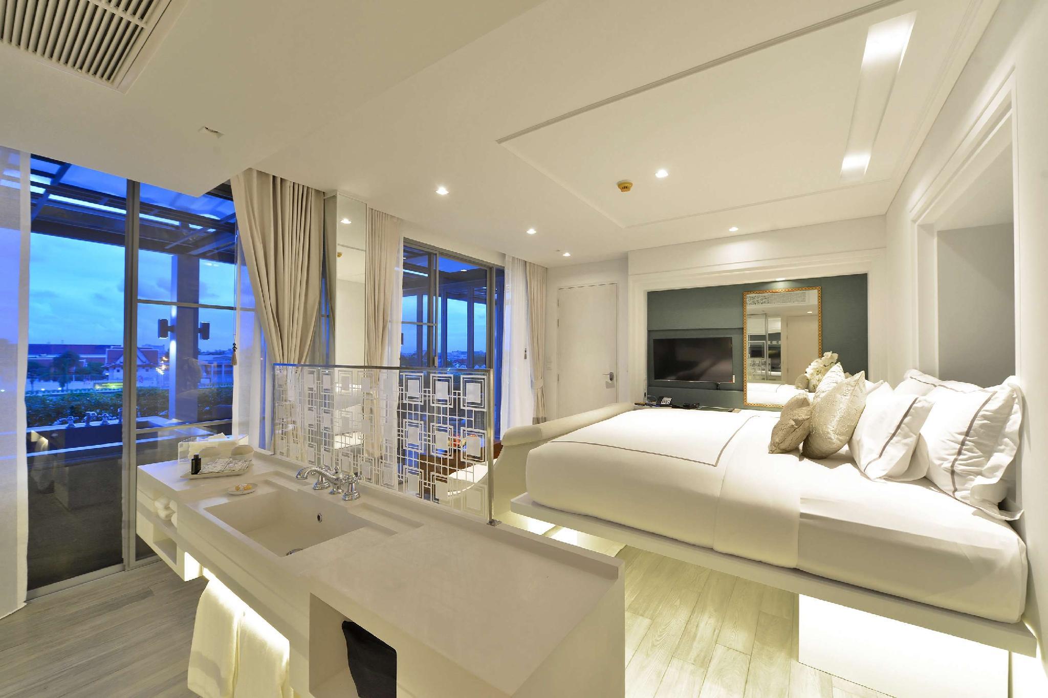 Riva Arun Bangkok by null