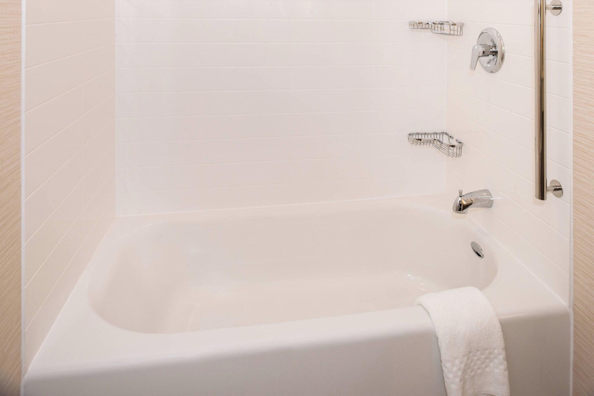 Fairfield Inn & Suites Akron Stow