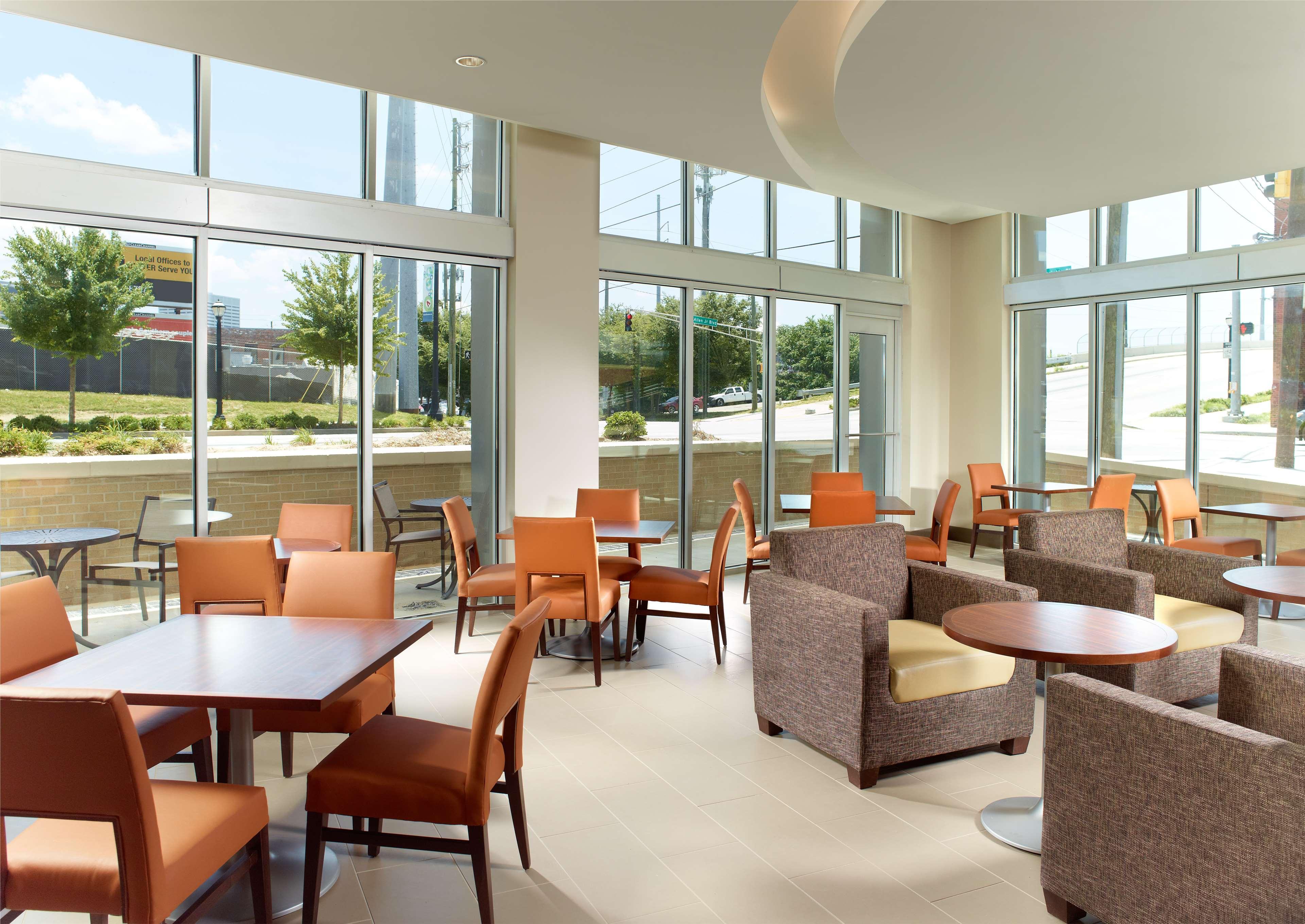 Hyatt House Atlanta Downtown