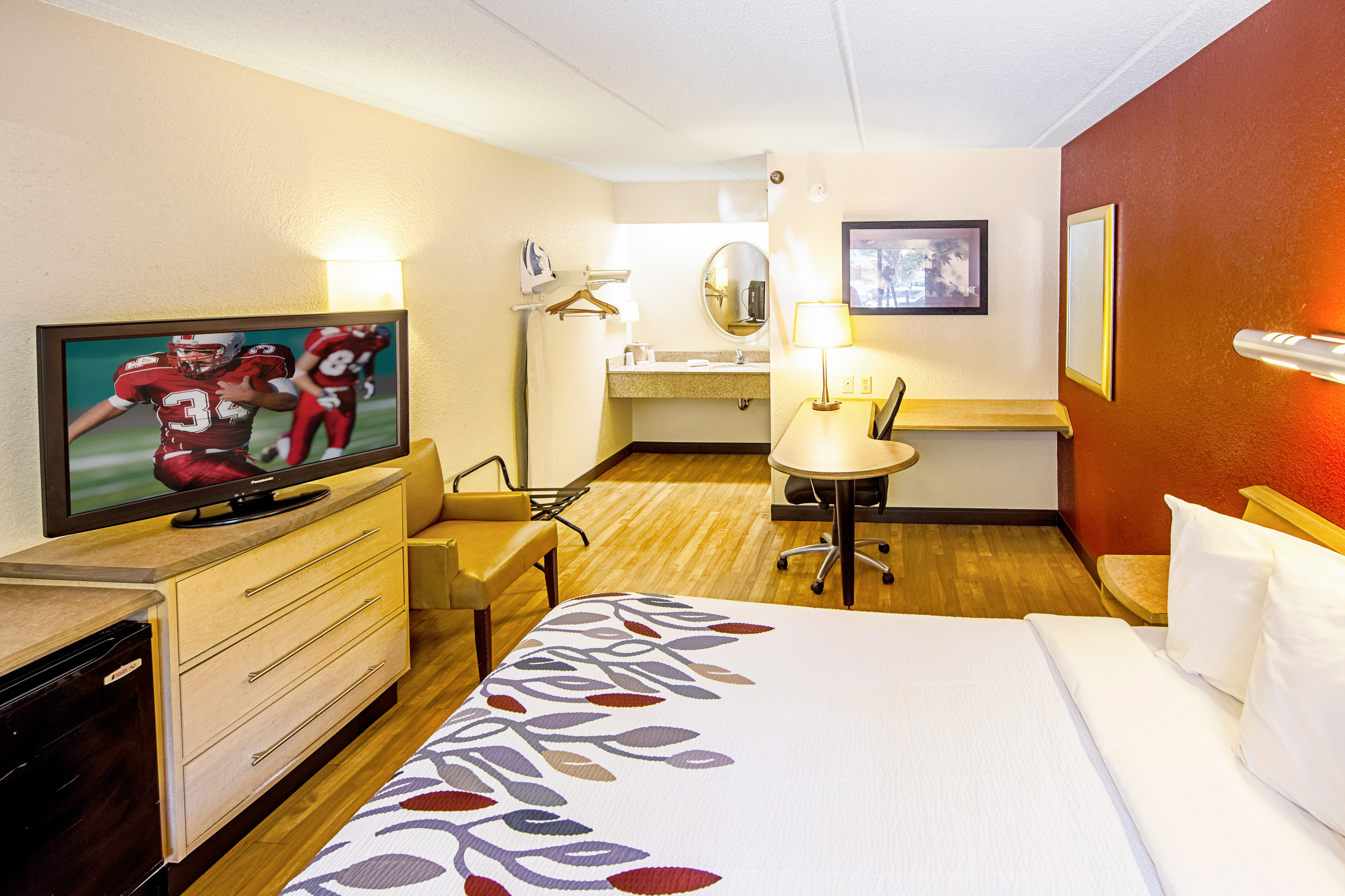 Red Roof Inn Charleston West - Hurricane, Wv