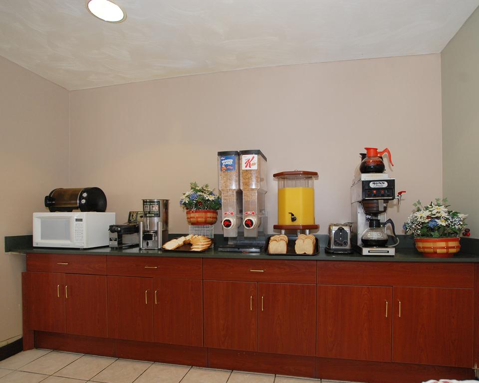 St Clair Inn and Suites