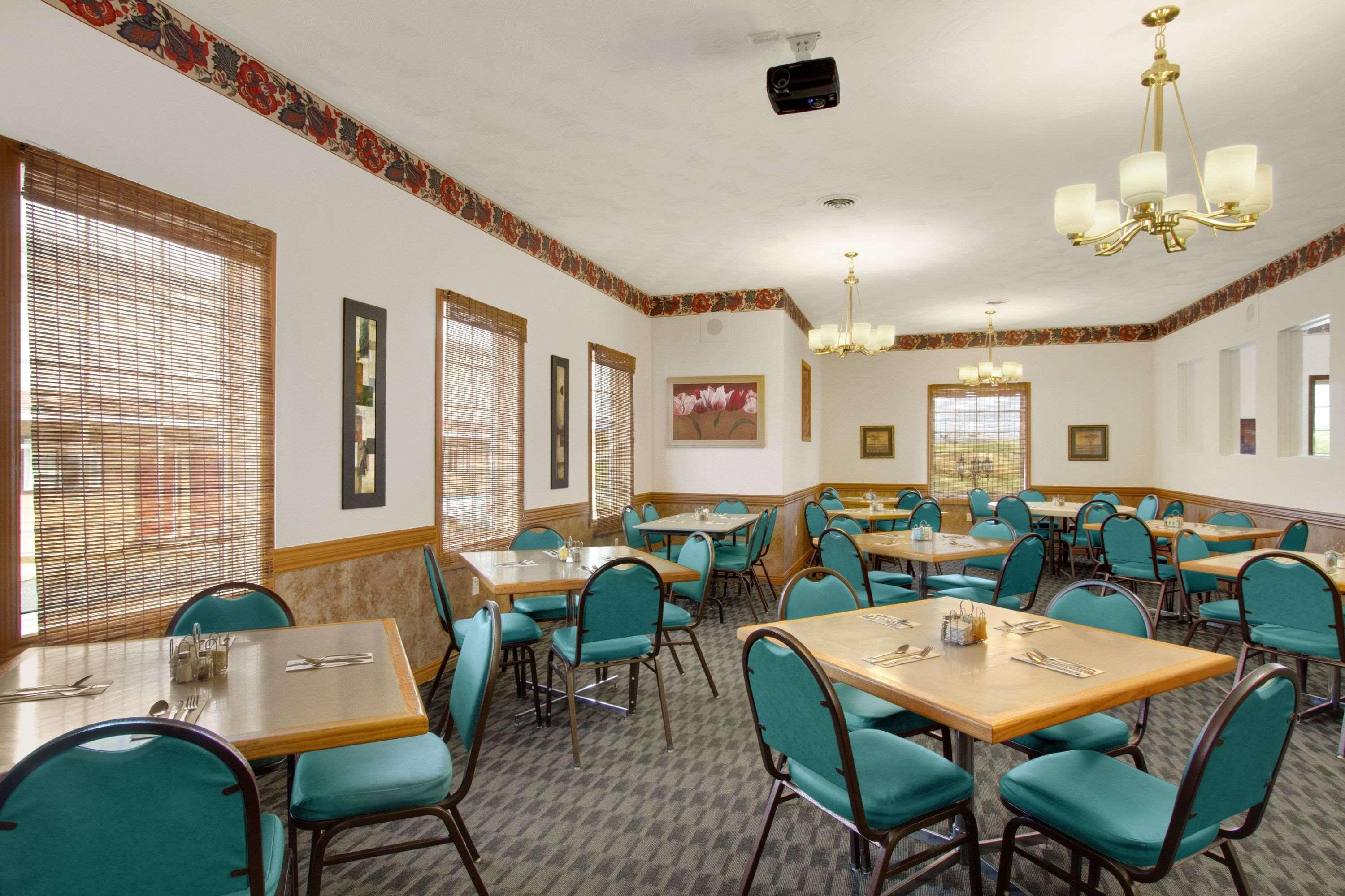 Knights Inn Woodstock