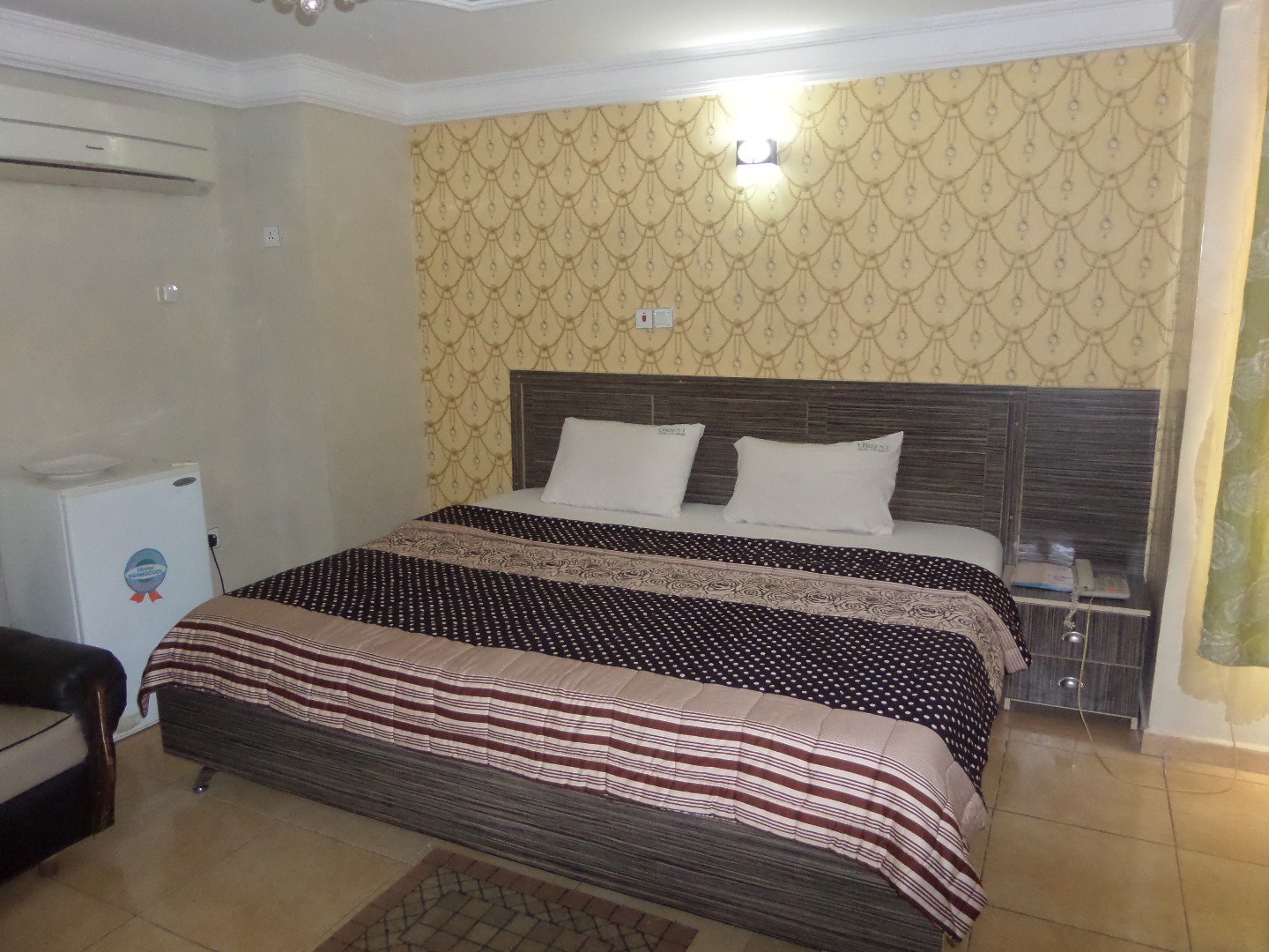 Orient Hotel & Plaza