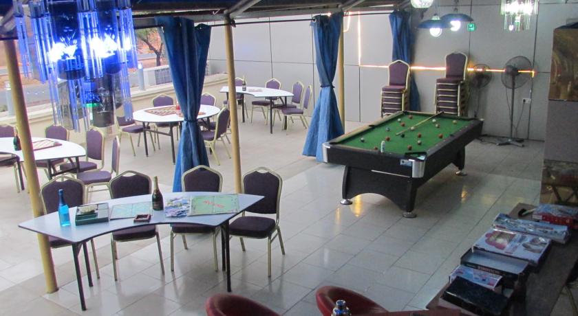 Petrus Hotels Royale