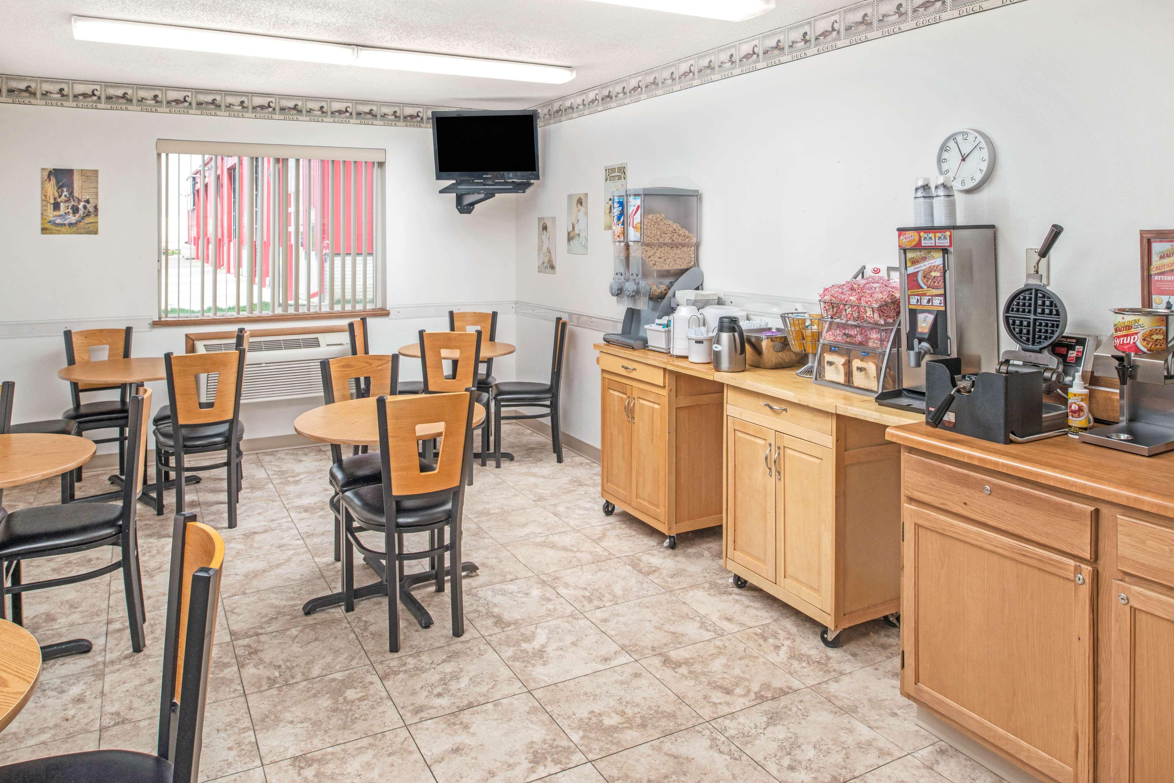 Super 8 by Wyndham Nebraska City