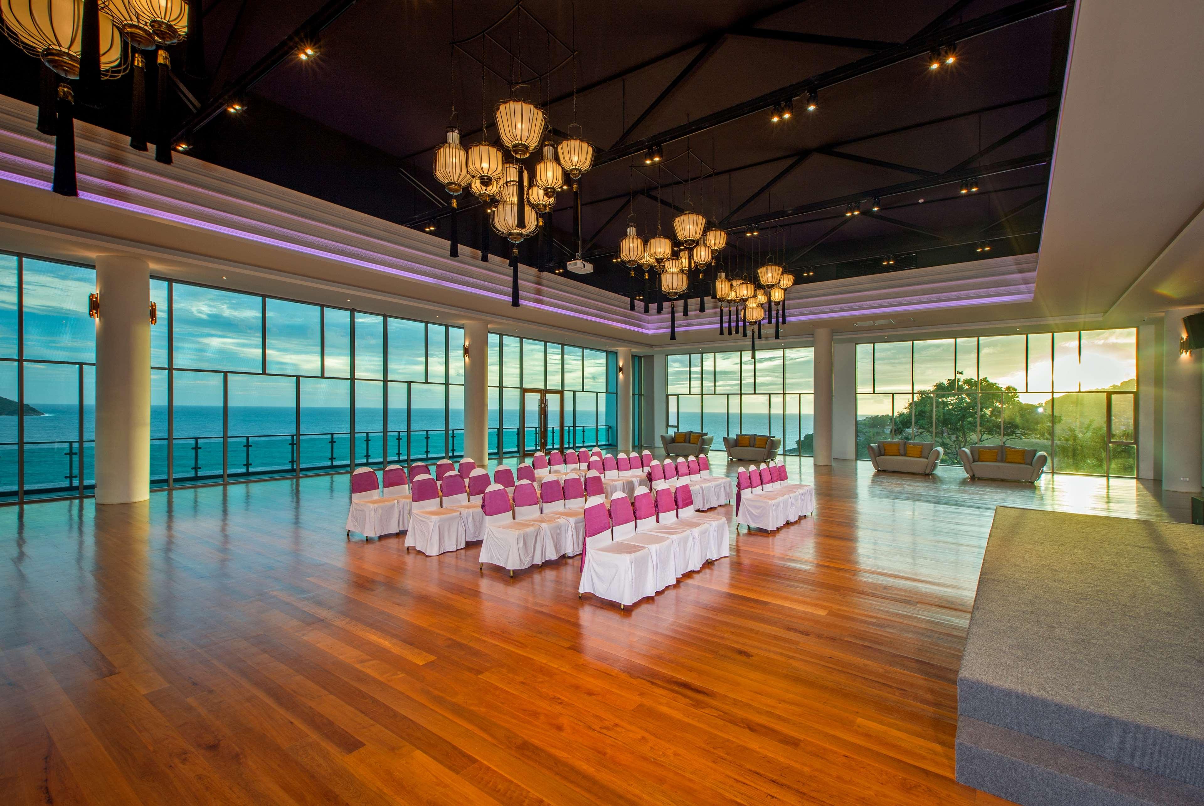 Wyndham Grand Phuket Kalim Bay - nuotrauka