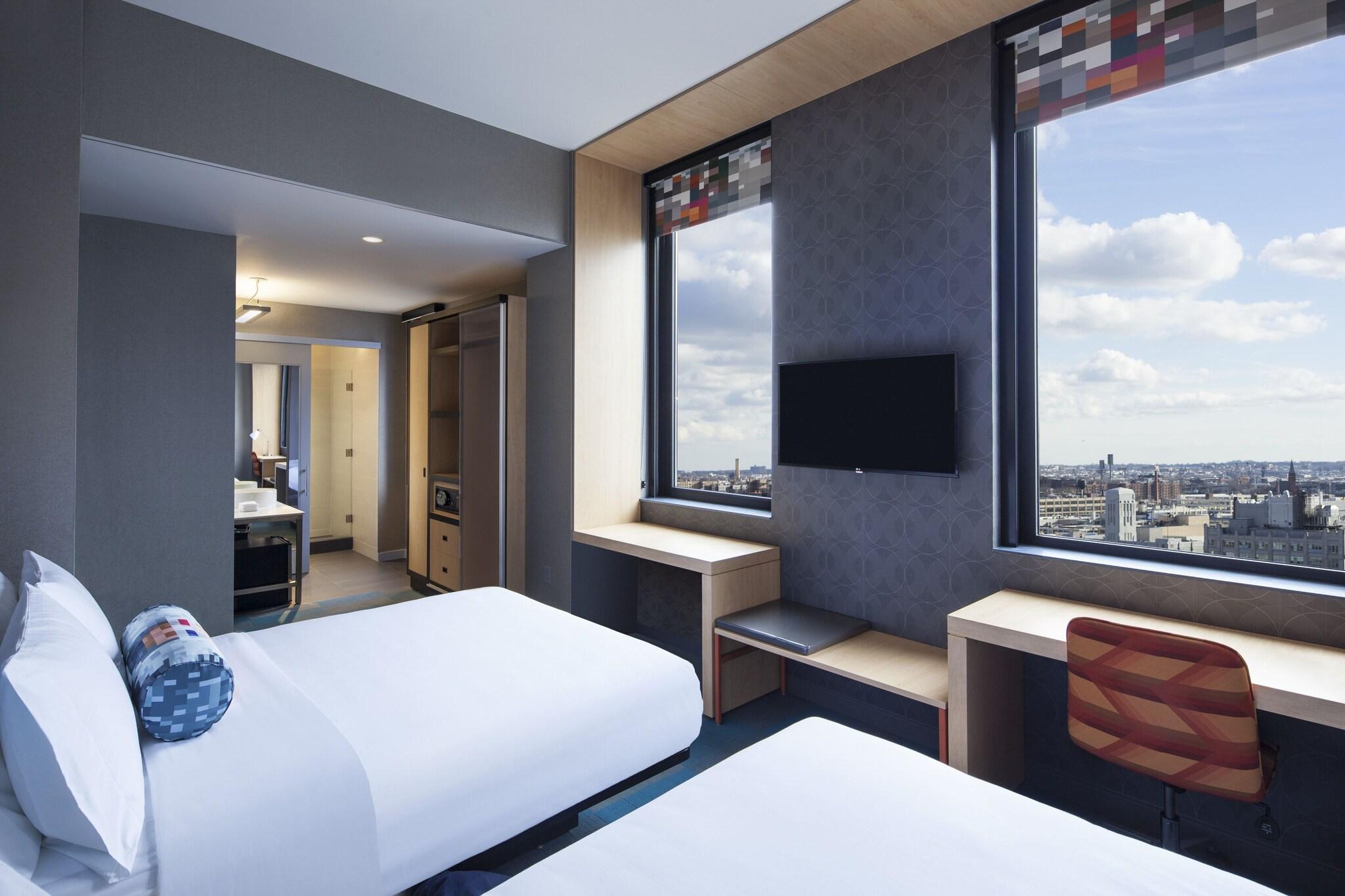 Aloft Long Island City-Manhattan View