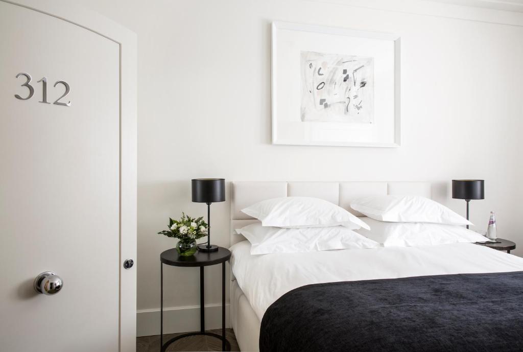 White Villa Tel Aviv - הוילה הלבנה תל אביב by null