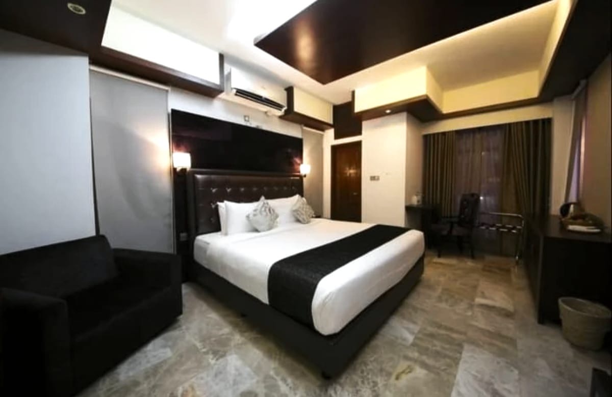 Single room, deluxe