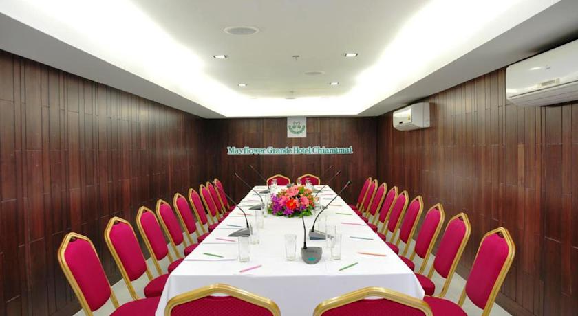 May Flower Grande Hotel by null