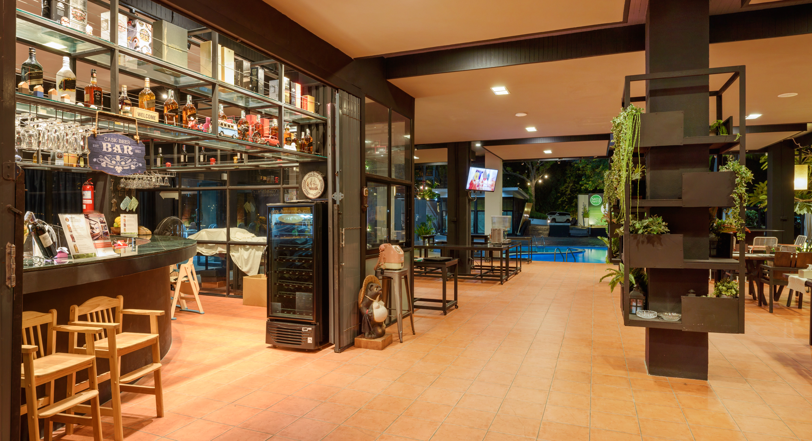The Loft Seaside Sriracha Hotel